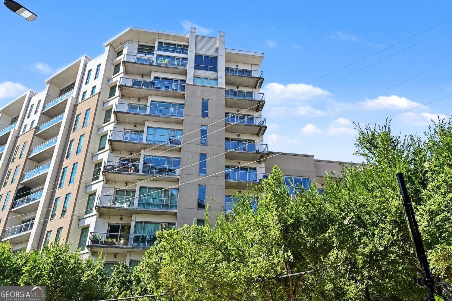 1 bedroom, 1 bathroom, 980 sq ft condominium for sale at 1100 Howell Mill Road 716, Atlanta, GA 30318 — photo 8