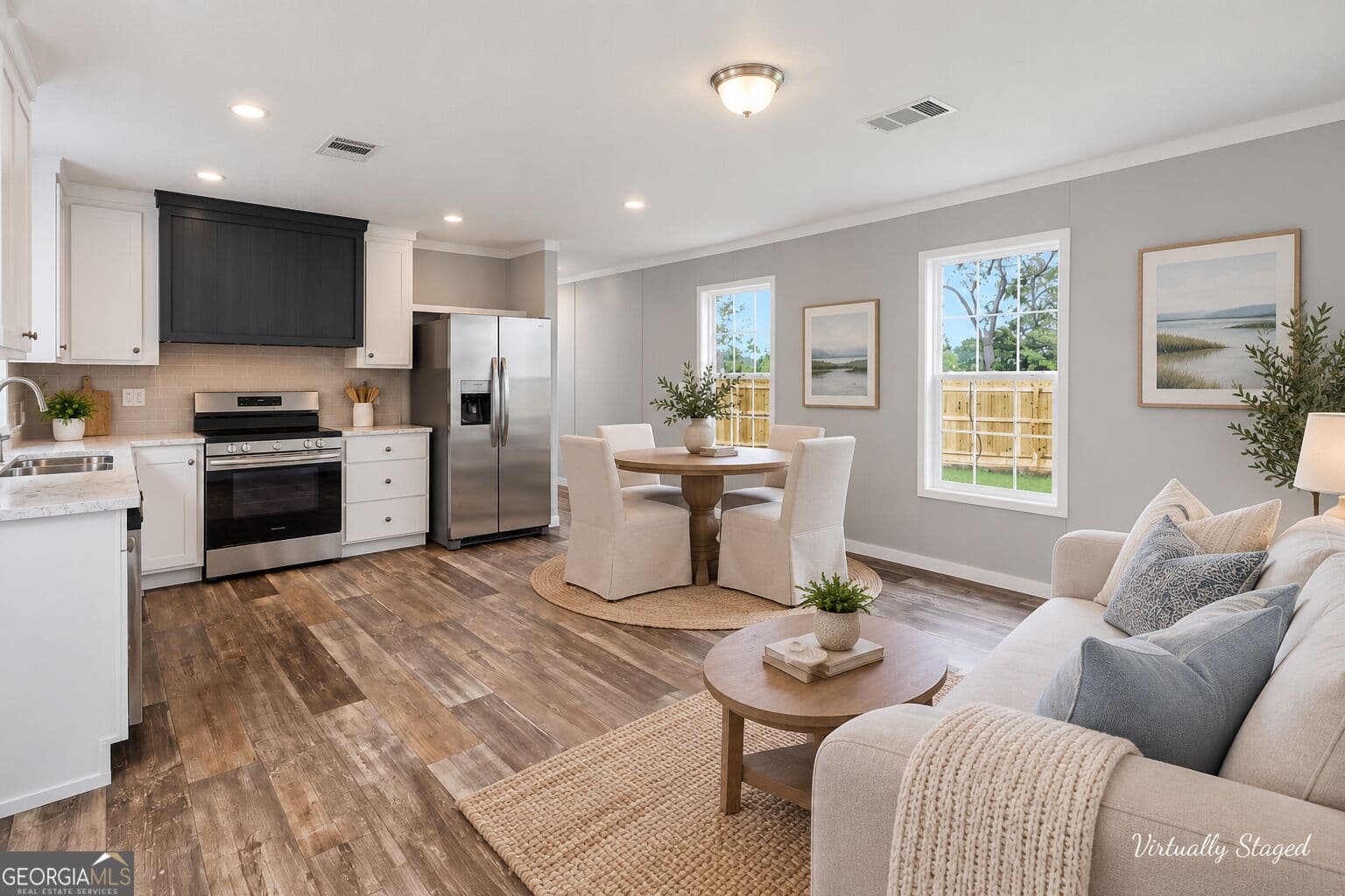 3 bedroom, 2 bathroom, 960 sq ft manufactured home,single family residence for sale at 94 Thrasher Lane, Jesup, GA 31545 — photo 3