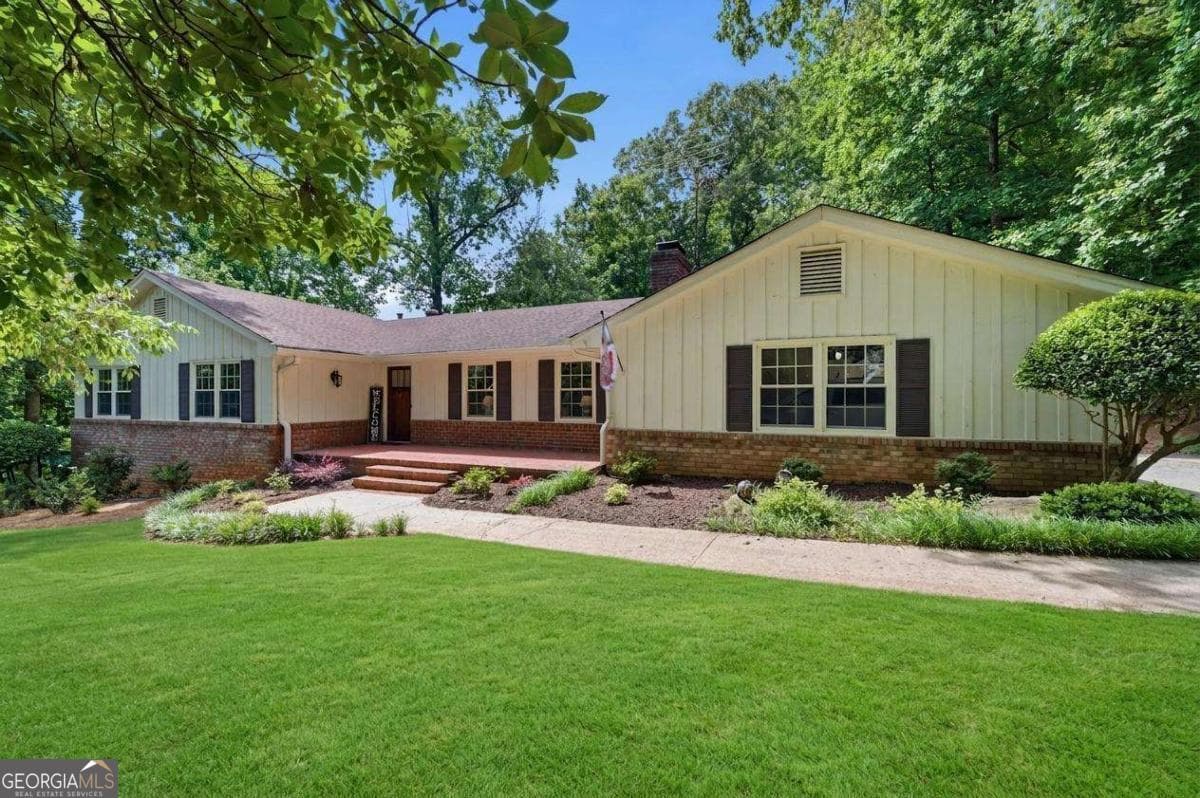 3 bedroom, 2 bathroom, 1,750 sq ft single family residence sold at 600 Pine Grove Road, Roswell, GA 30075