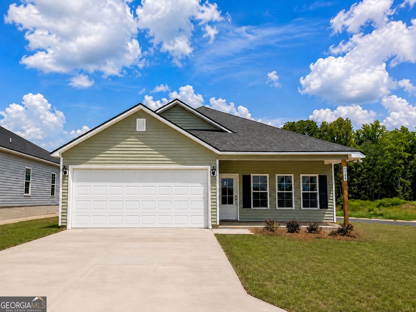 3 bedroom, 2 bathroom, 1,463 sq ft single family residence for sale at 4104 Colbie Way, Valdosta, GA 31605