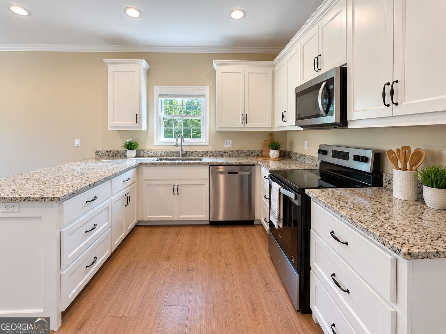 3 bedroom, 2 bathroom, 1,463 sq ft single family residence for sale at 4104 Colbie Way, Valdosta, GA 31605 — photo 10