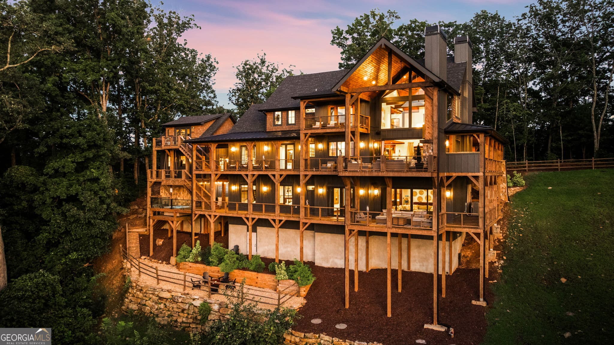 6 bedroom, 7 bathroom, 6,801 sq ft cabin,single family residence for sale at 684 Overlook Drive, Blue Ridge, GA 30513 — photo 5