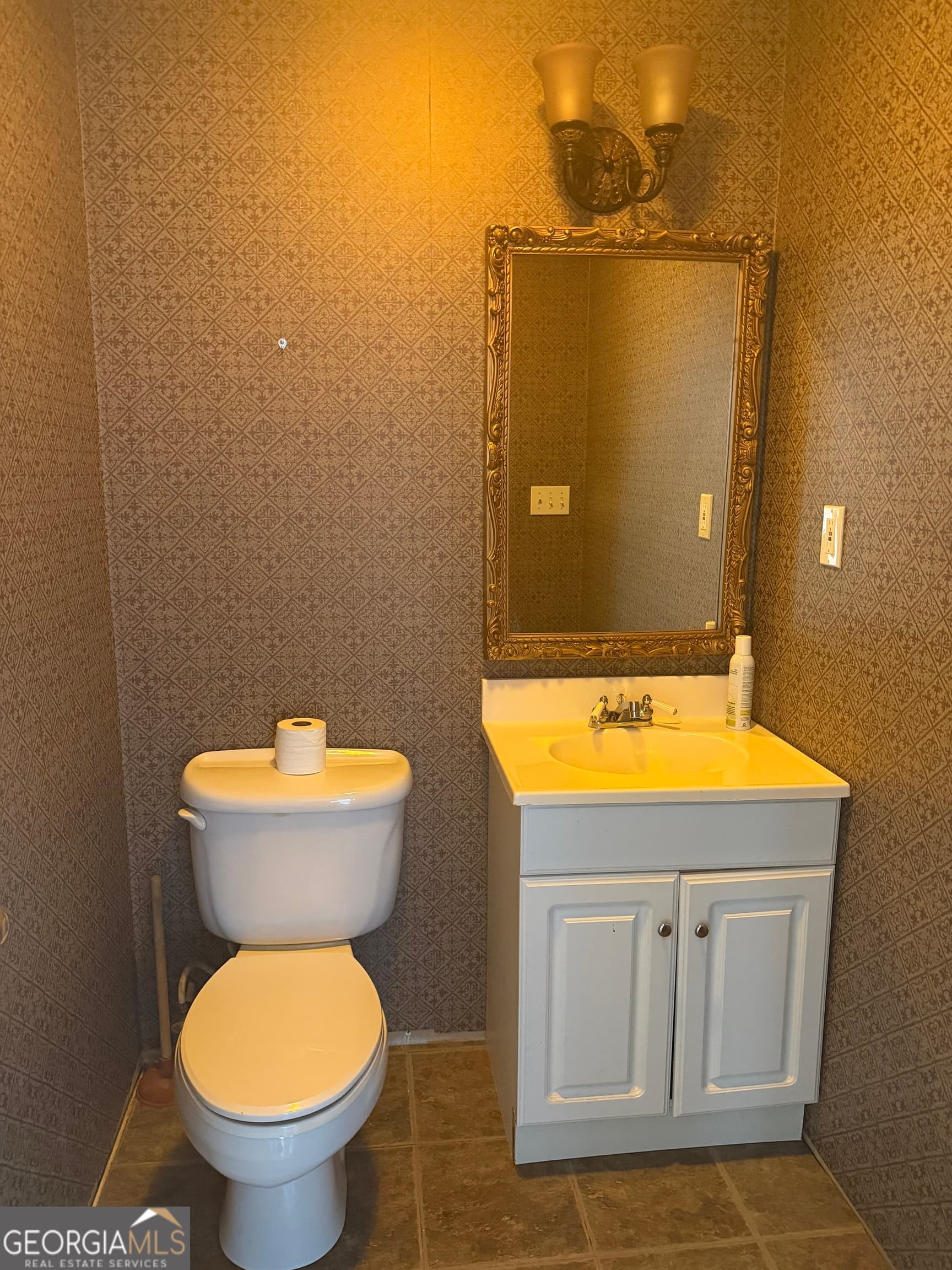 4 bedroom, 3 bathroom, 2,616 sq ft single family residence for sale at 406 Covered Bridge Road, Covington, GA 30016 — photo 10