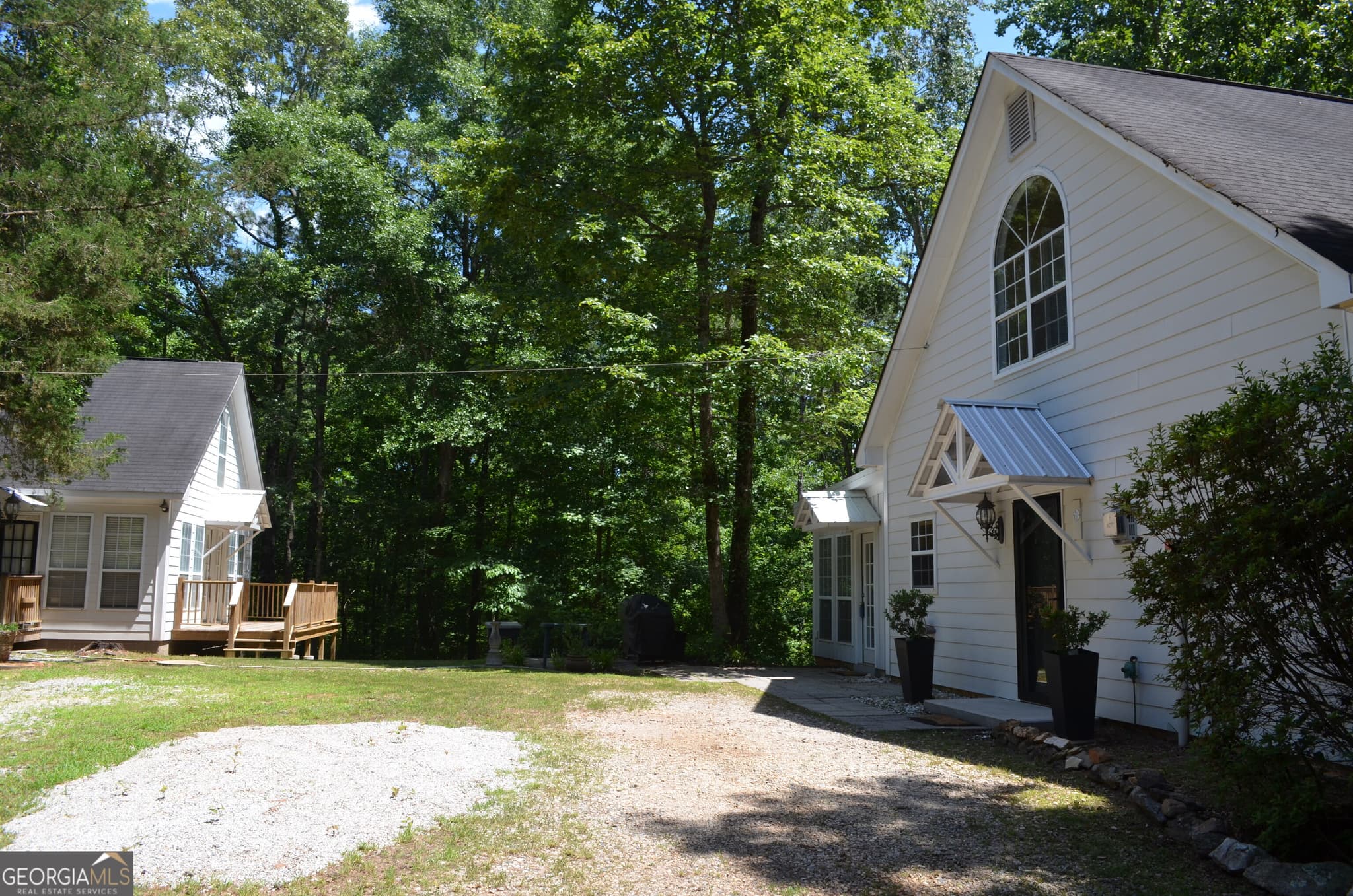 4 bedroom, 3 bathroom, 2,616 sq ft single family residence for sale at 406 Covered Bridge Road, Covington, GA 30016 — photo 4