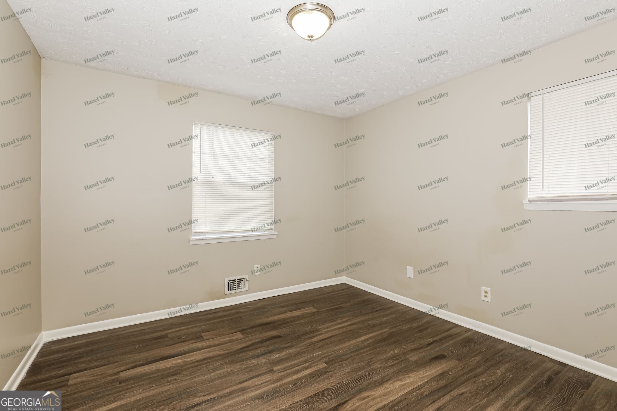 3 bedroom, 1.5 bathroom, 1,064 sq ft single family residence for rent at 18 Avalon Way, Riverdale, GA 30274 for $1,495 a month — photo 9