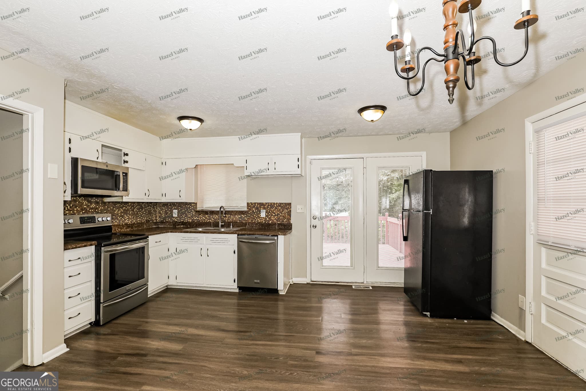 3 bedroom, 1.5 bathroom, 1,064 sq ft single family residence for rent at 18 Avalon Way, Riverdale, GA 30274 for $1,495 a month — photo 4