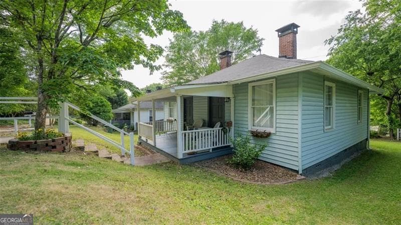 2 bedroom, 2 bathroom, 946 sq ft single family residence for sale at 2881 PARROTT Avenue, Atlanta, GA 30318 — photo 2