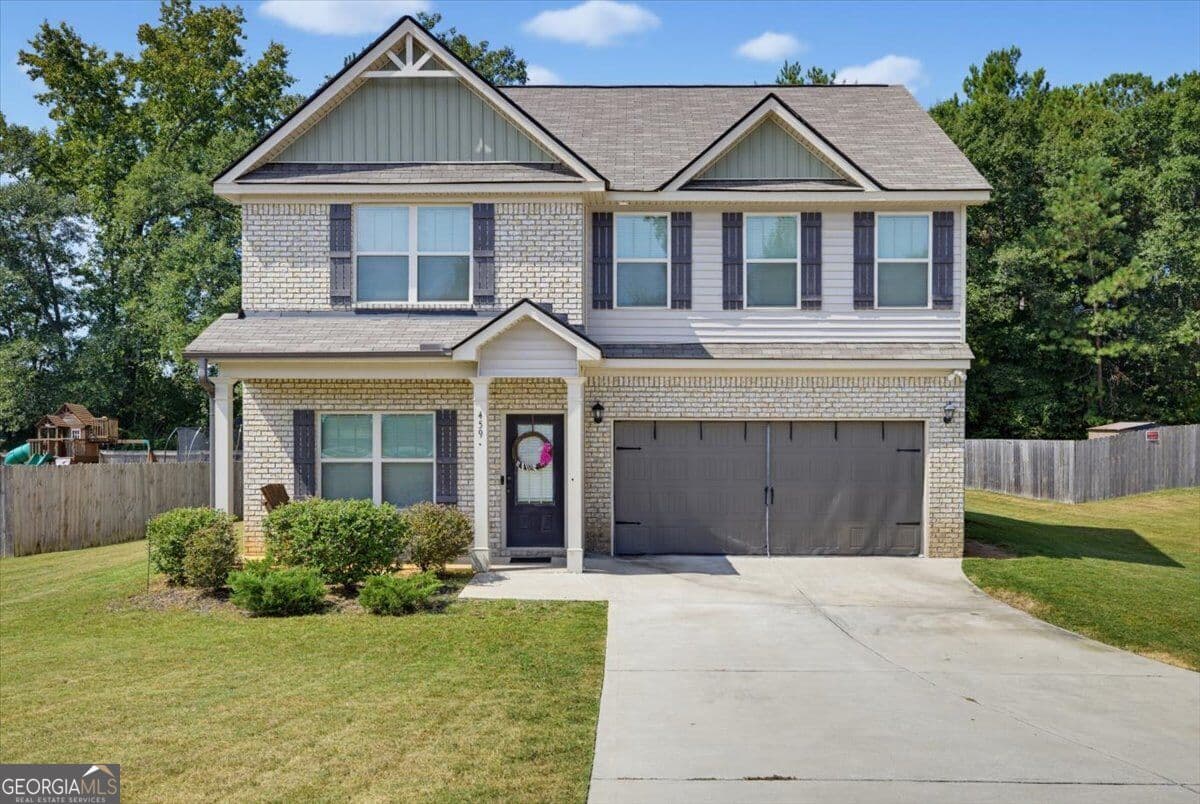 4 bedroom, 2.5 bathroom, 2,253 sq ft single family residence for rent at 459 Stane Brook Court, Jackson, GA 30233 for $2,200 a month