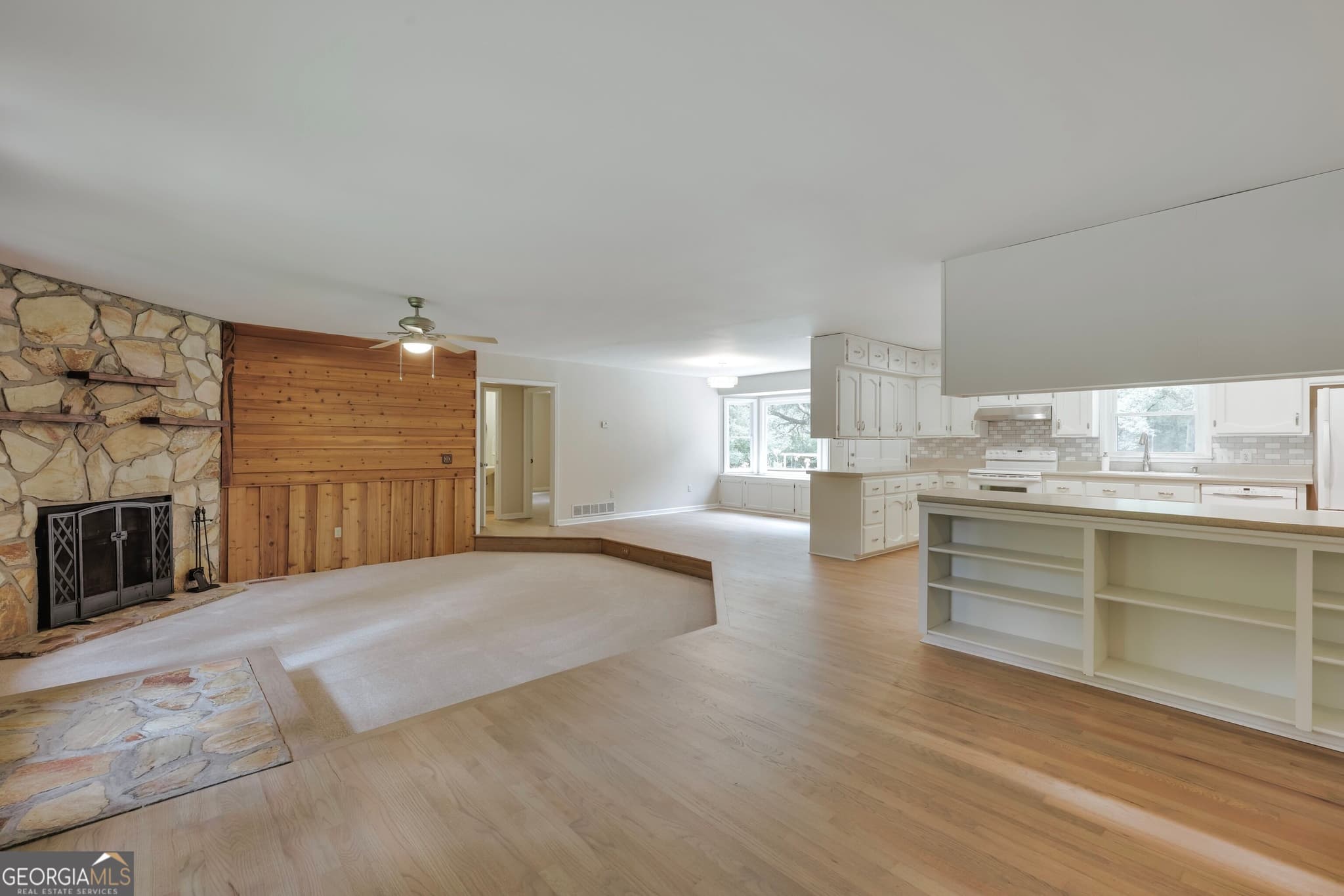 3 bedroom, 2.5 bathroom, 2,223 sq ft single family residence for sale at 110 Pioneer Drive, Athens, GA 30605 — photo 4