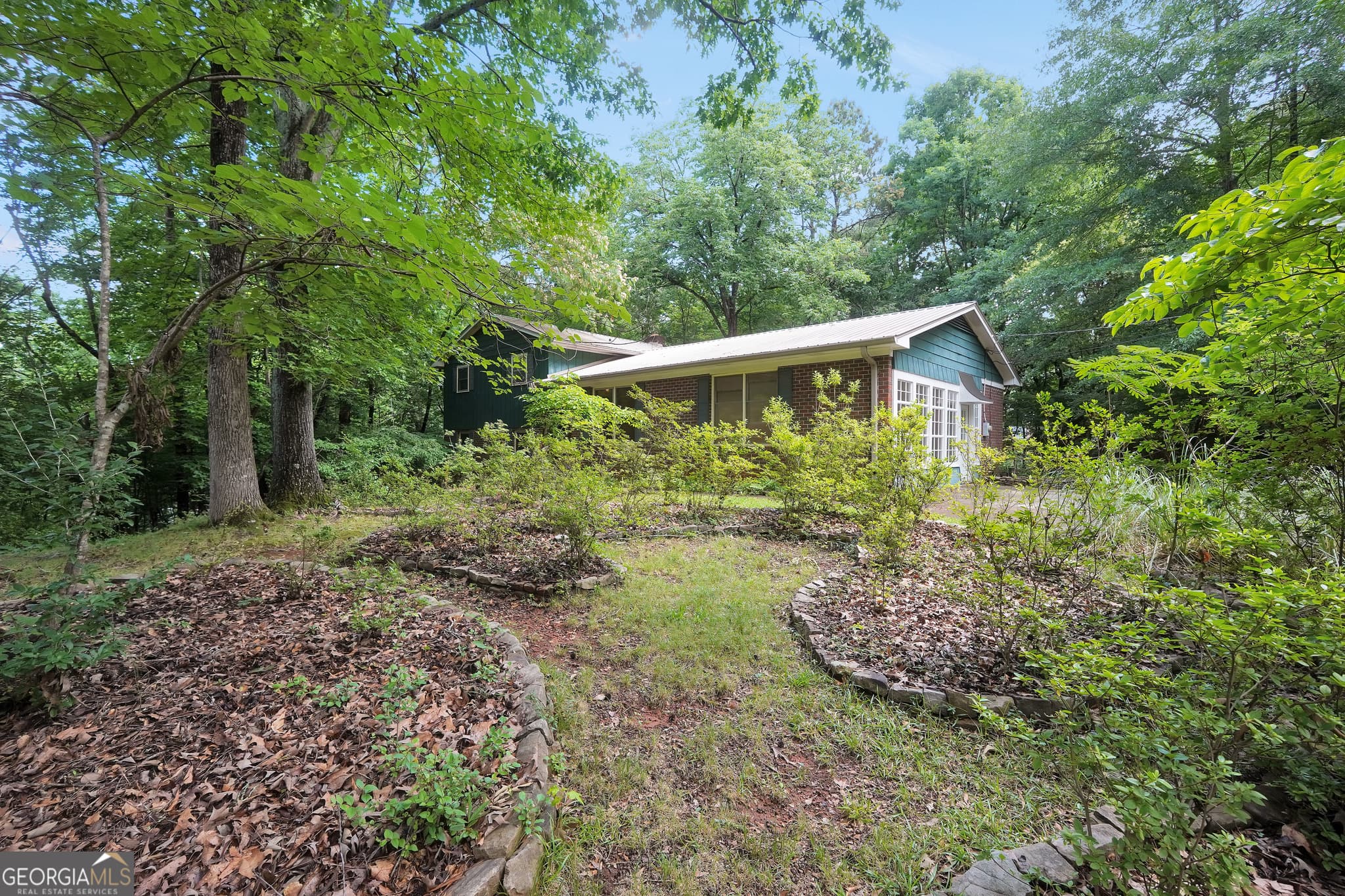 4 bedroom, 3 bathroom, 2,074 sq ft single family residence for sale at 315 Caldwell Circle, Athens, GA 30605 — photo 3