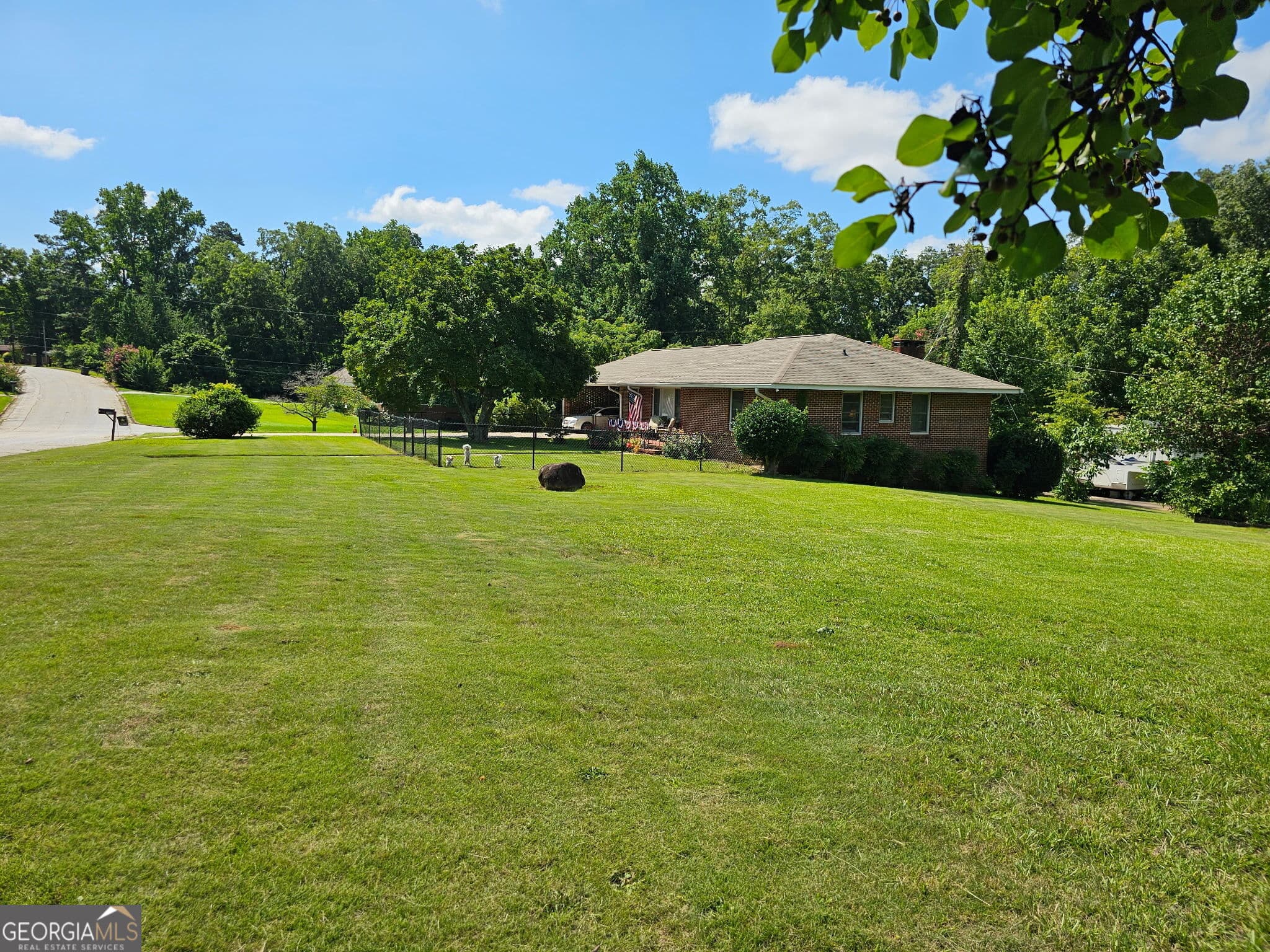 3 bedroom, 1.5 bathroom, 2,035 sq ft single family residence for sale at 700 Brookwood Drive, Thomaston, GA 30286 — photo 5