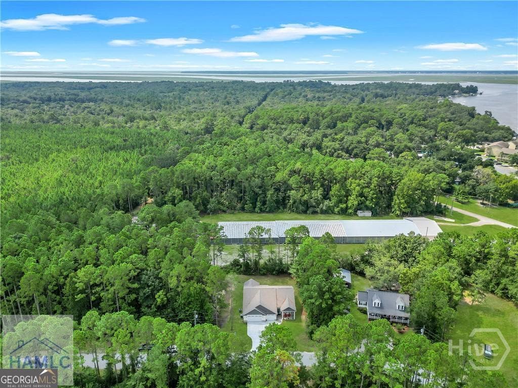 3 bedroom, 2 bathroom, 2,473 sq ft single family residence for sale at 101 Plantation Road, Midway, GA 31320 — photo 2