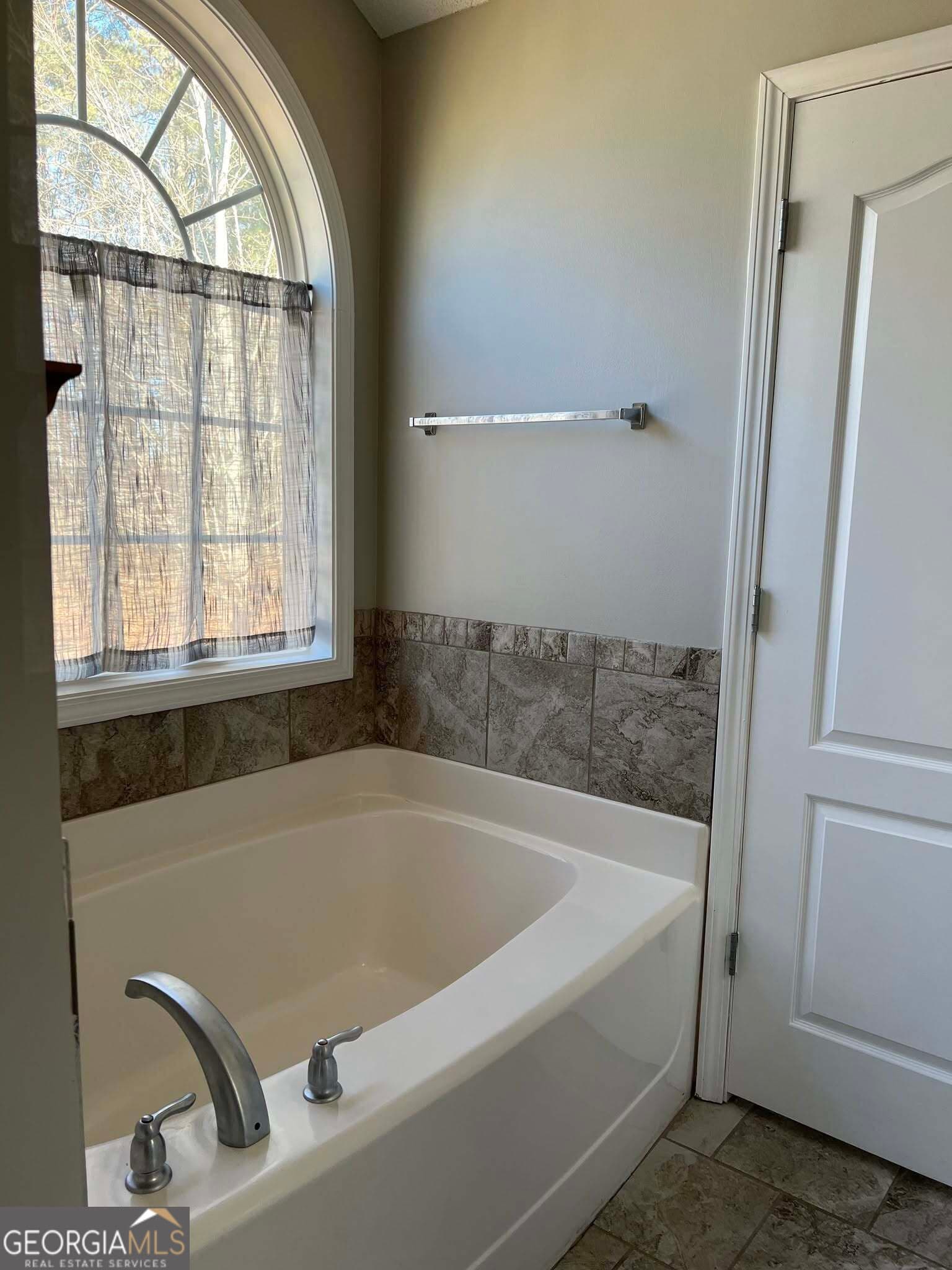5 bedroom, 3 bathroom, 1,760 sq ft single family residence for rent at 38 Grier Lane, Newnan, GA 30263 for $2,400 a month — photo 5