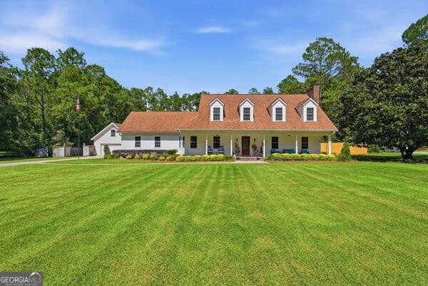 4 bedroom, 3 bathroom, 2,881 sq ft single family residence for sale at 109 Sunset Drive, Statesboro, GA 30458
