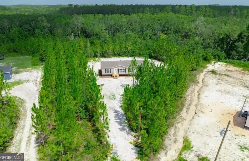 4 bedroom, 2 bathroom, 1,580 sq ft manufactured home,single family residence for sale at 207 Johnny B Street, Hoboken, GA 31542