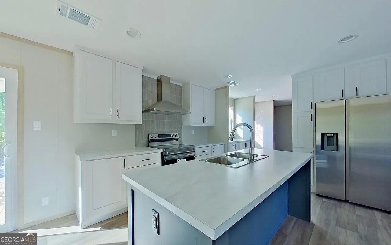 4 bedroom, 2 bathroom, 1,580 sq ft manufactured home,single family residence for sale at 207 Johnny B Street, Hoboken, GA 31542 — photo 9