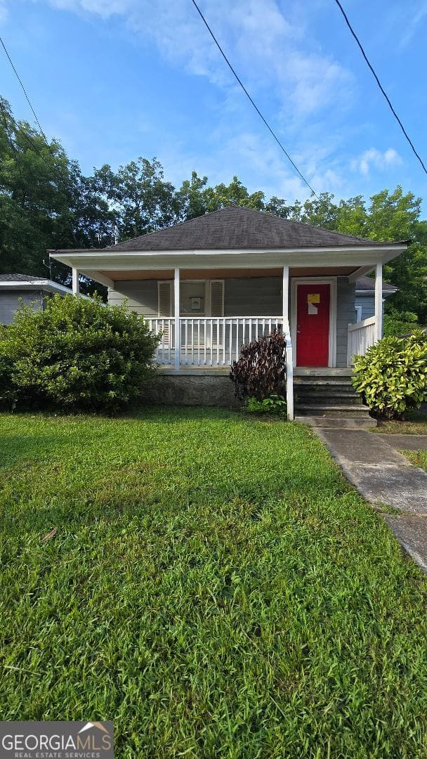 2 bedroom, 1 bathroom, 100 sq ft single family residence for sale at 71 Martin Luther King Drive, Newnan, GA 30263 — photo 2