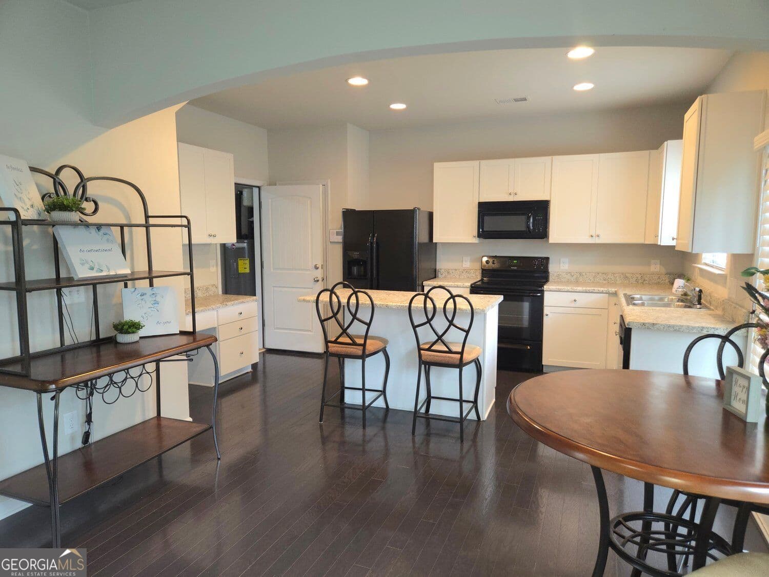 3 bedroom, 2.5 bathroom, 1,440 sq ft single family residence for sale at 30 Wesley Drew Lane, Cartersville, GA 30121 — photo 5
