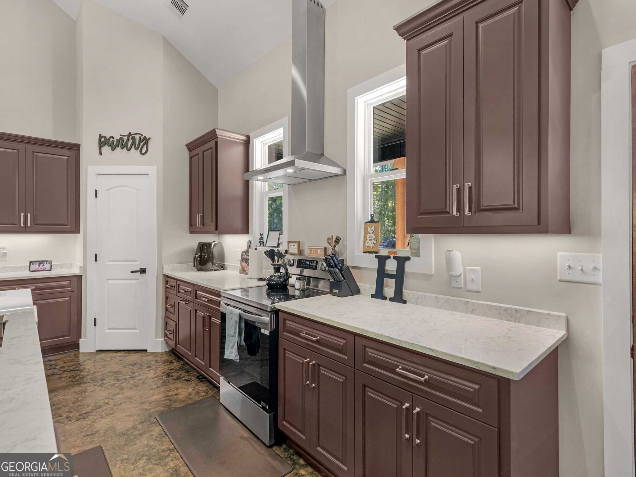 3 bedroom, 2 bathroom, 1,836 sq ft single family residence for sale at 11155 Ga Highway 87, Juliette, GA 31046 — photo 10