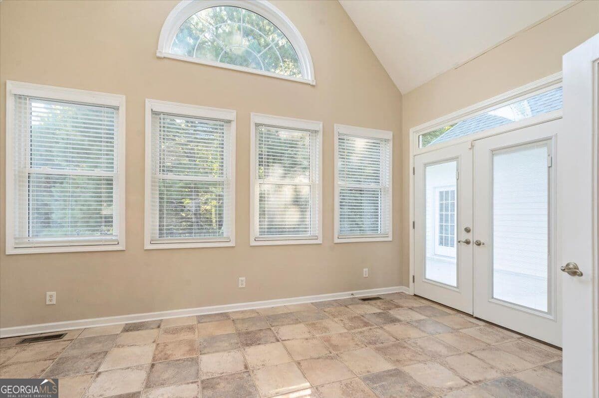 4 bedroom, 3.5 bathroom, 3,592 sq ft single family residence for sale at 1628 Valley View Drive, Elberton, GA 30635 — photo 9