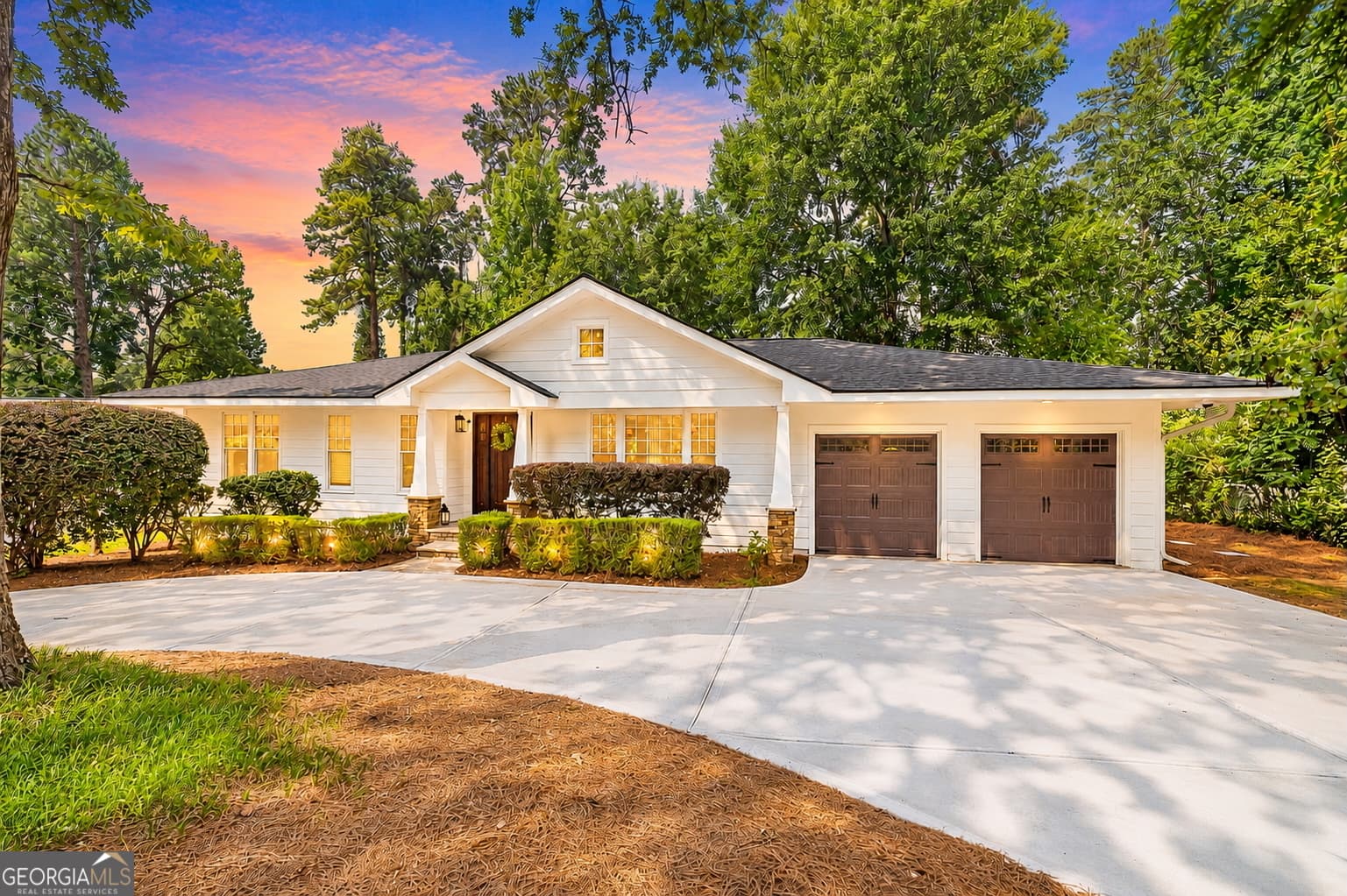 4 bedroom, 3.5 bathroom, 2,600 sq ft single family residence sold at 5178 Chamblee Dunwoody Road, Atlanta, GA 30338