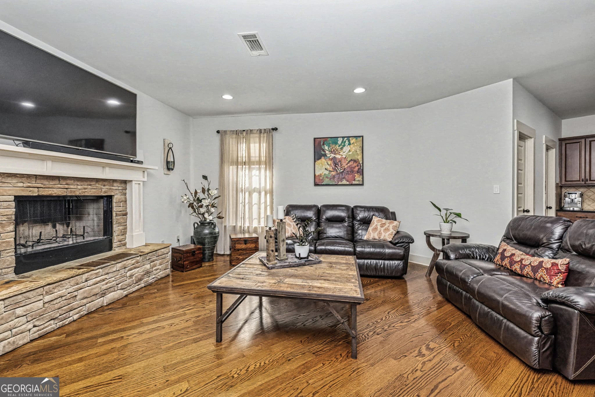4 bedroom, 3.5 bathroom, 3,208 sq ft single family residence for sale at 65 Tribune Lane, Sharpsburg, GA 30277 — photo 4