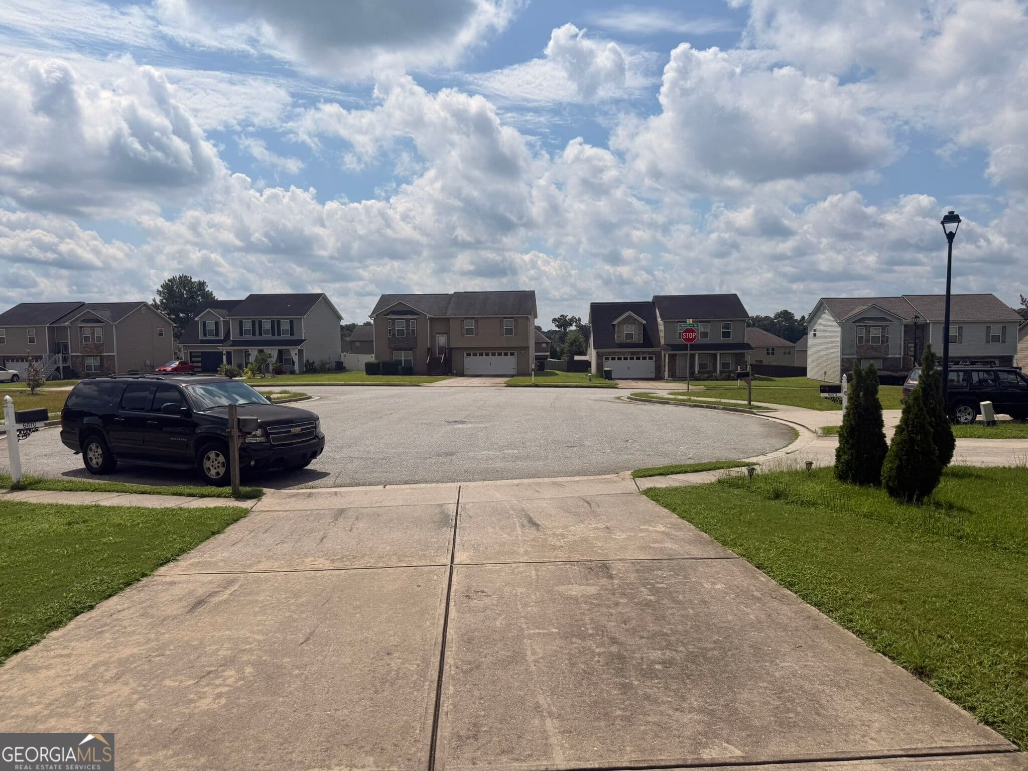 4 bedroom, 2.5 bathroom, 1,807 sq ft single family residence for sale at 6869 Lockley Court, Rex, GA 30273 — photo 3
