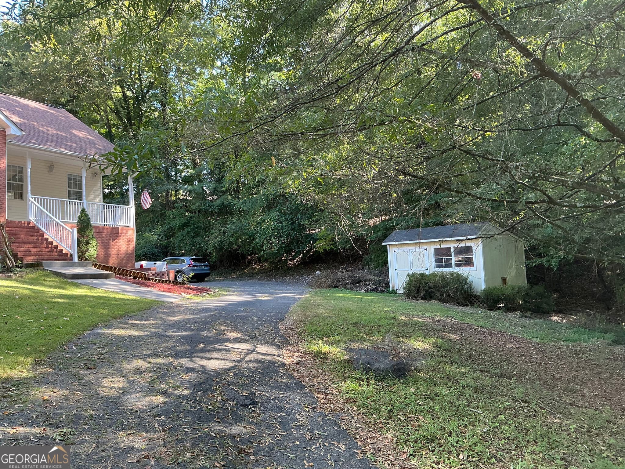 4 bedroom, 3 bathroom, 3,436 sq ft single family residence for sale at 101 S Azalea Drive, Lafayette, GA 30728 — photo 6