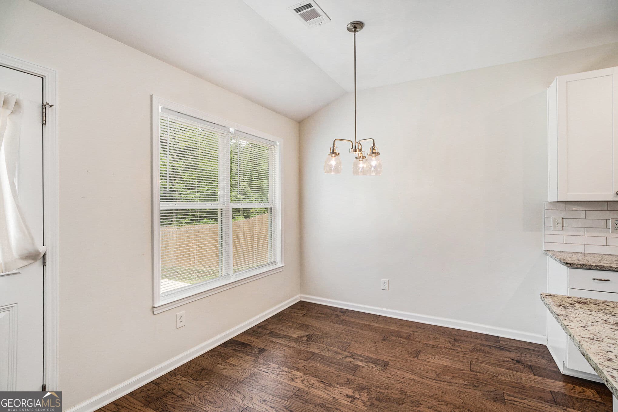 3 bedroom, 2 bathroom, 1,252 sq ft single family residence for rent at 4940 Scott Road, Cumming, GA 30041 for $2,500 a month — photo 4