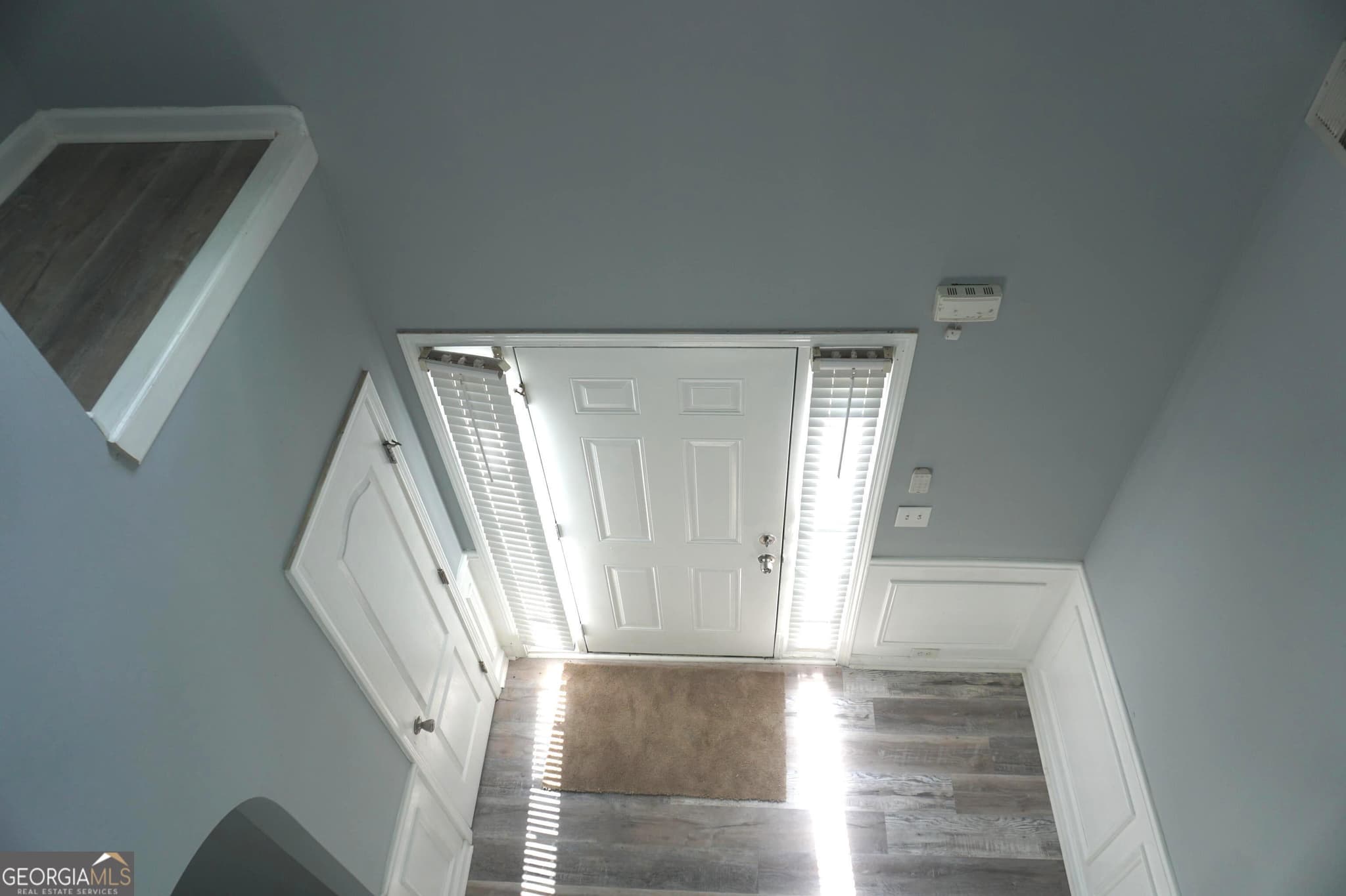 5 bedroom, 2.5 bathroom, 2,682 sq ft single family residence for sale at 6472 W Meyer Court, Morrow, GA 30260 — photo 3
