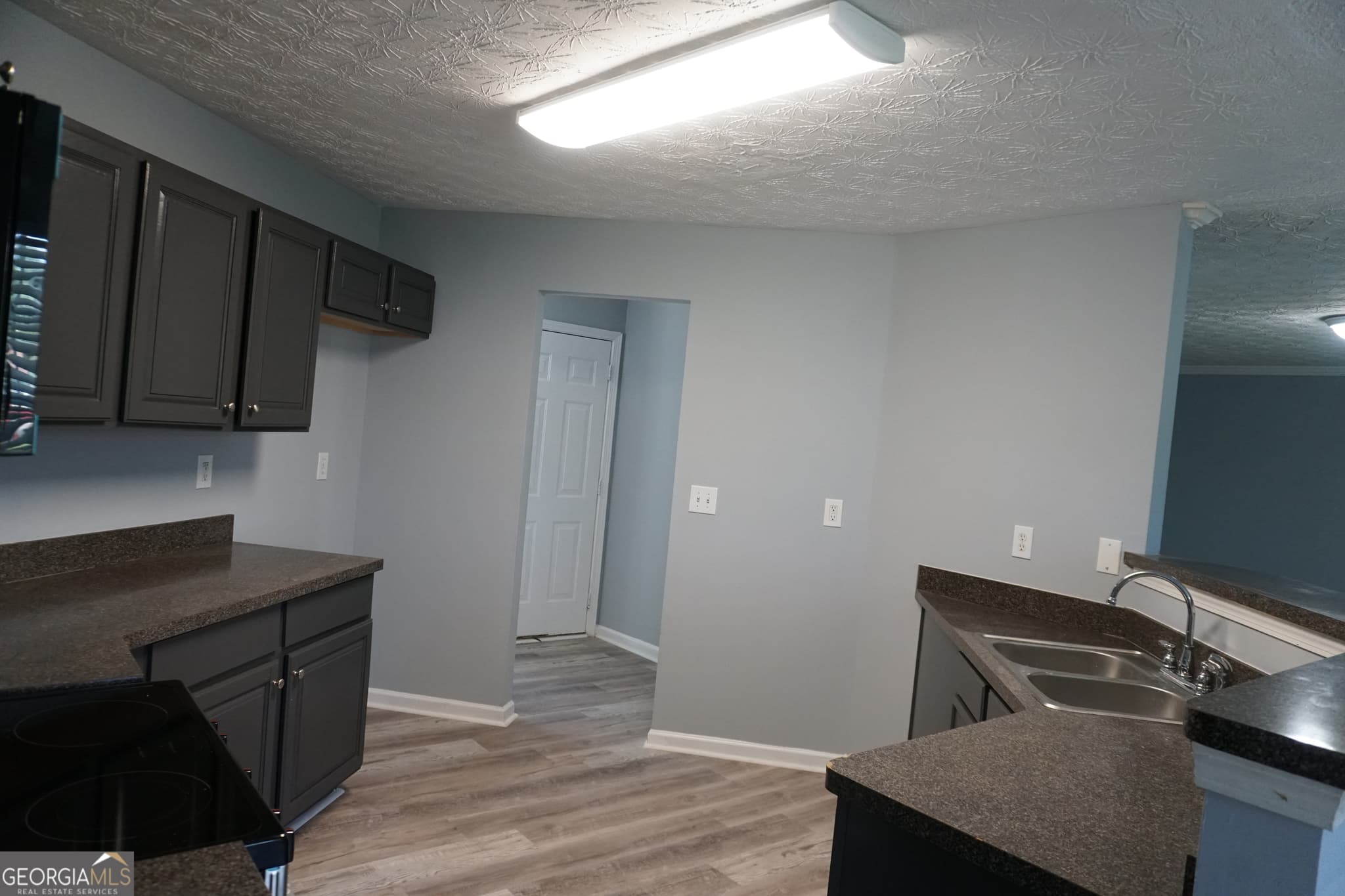 5 bedroom, 2.5 bathroom, 2,682 sq ft single family residence for sale at 6472 W Meyer Court, Morrow, GA 30260 — photo 9