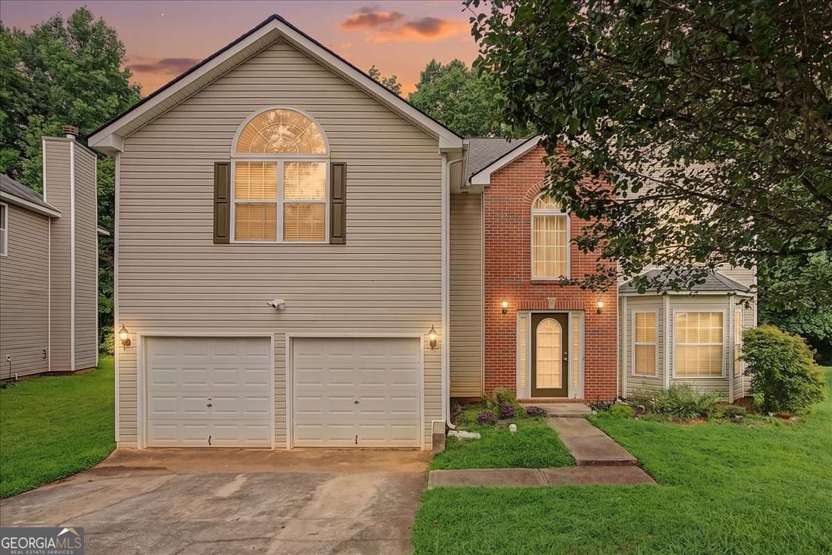4 bedroom, 2.5 bathroom single family residence for rent at 1025 Balsam Wood Trail, Villa Rica, GA 30180 for $2,150 a month — photo 1 of 1