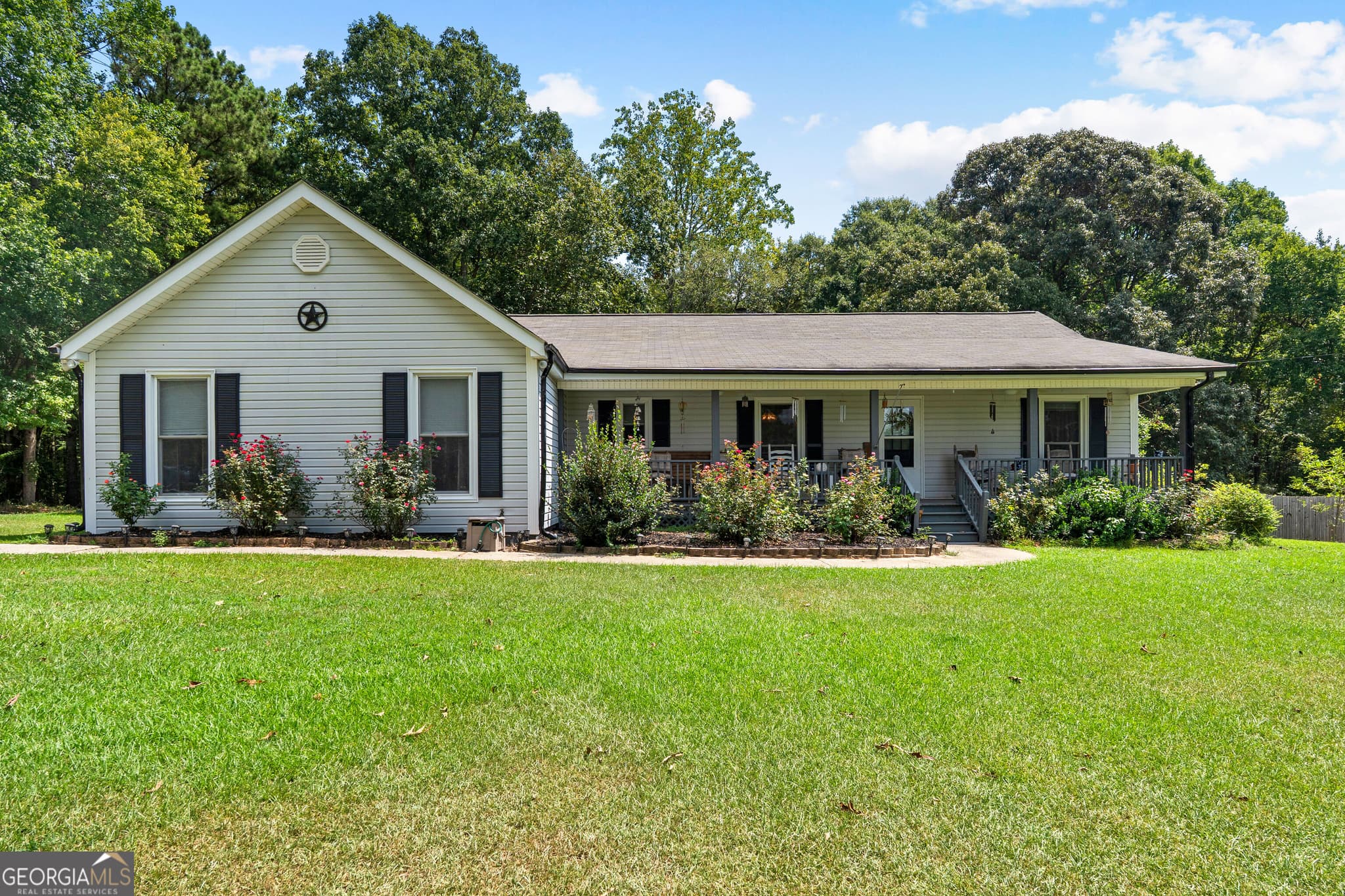 3 bedroom, 2 bathroom, 1,843 sq ft single family residence for sale at 55 Manor Circle, Sharpsburg, GA 30277