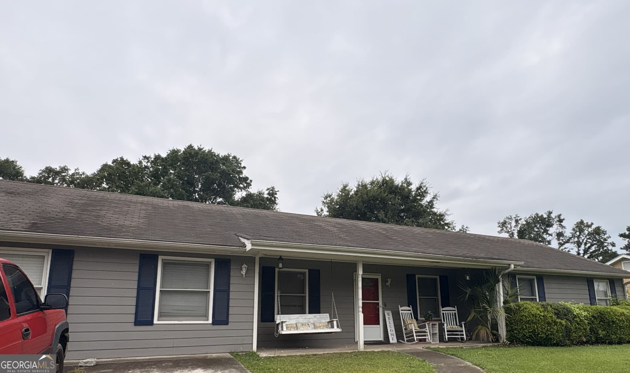 3 bedroom, 2 bathroom, 1,894 sq ft single family residence for sale at 731 Jefferson Drive, Conyers, GA 30094 — photo 1 of 7