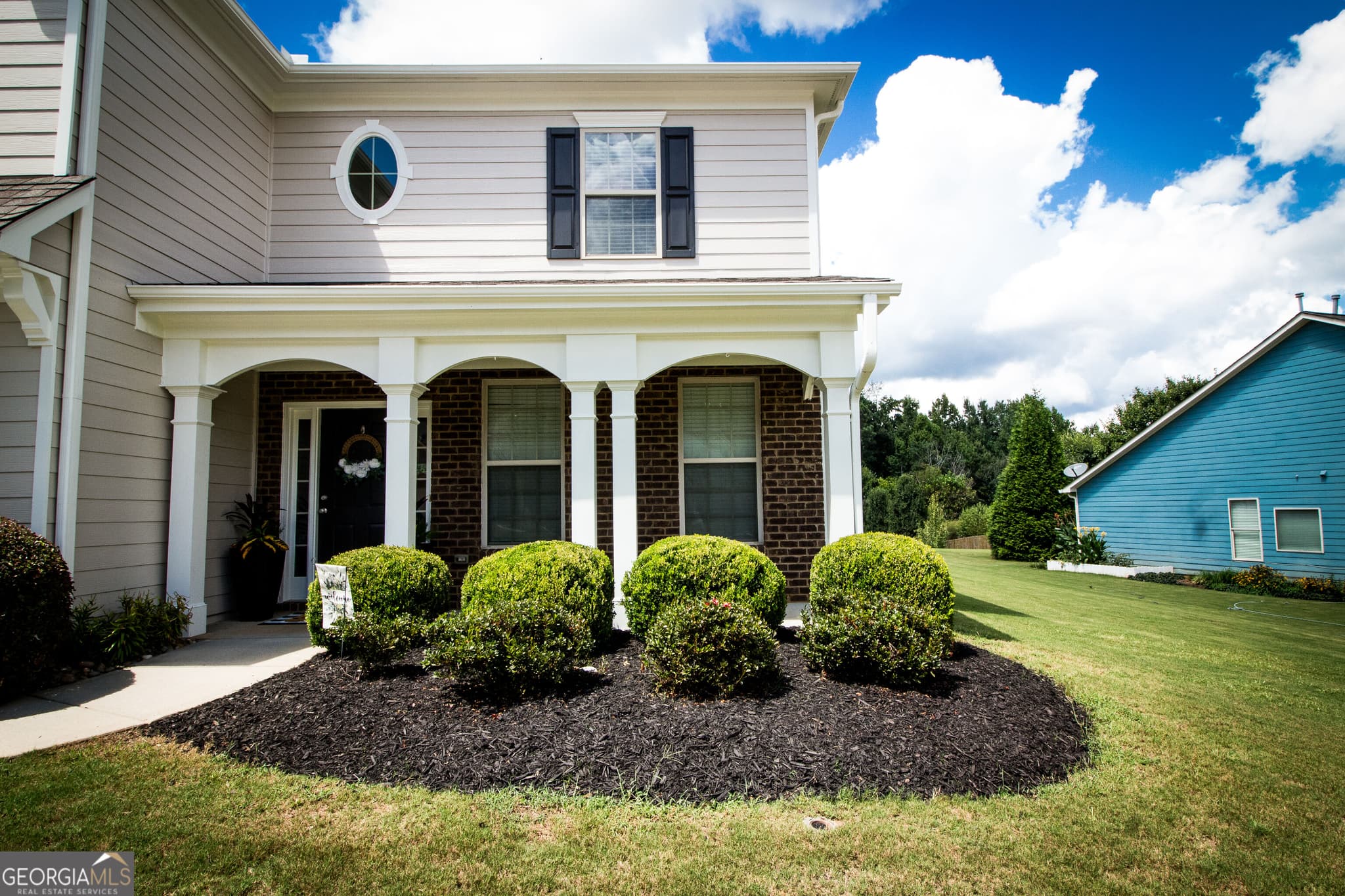 4 bedroom, 2.5 bathroom, 2,756 sq ft single family residence for sale at 100 Inverness Avenue, Newnan, GA 30263 — photo 2