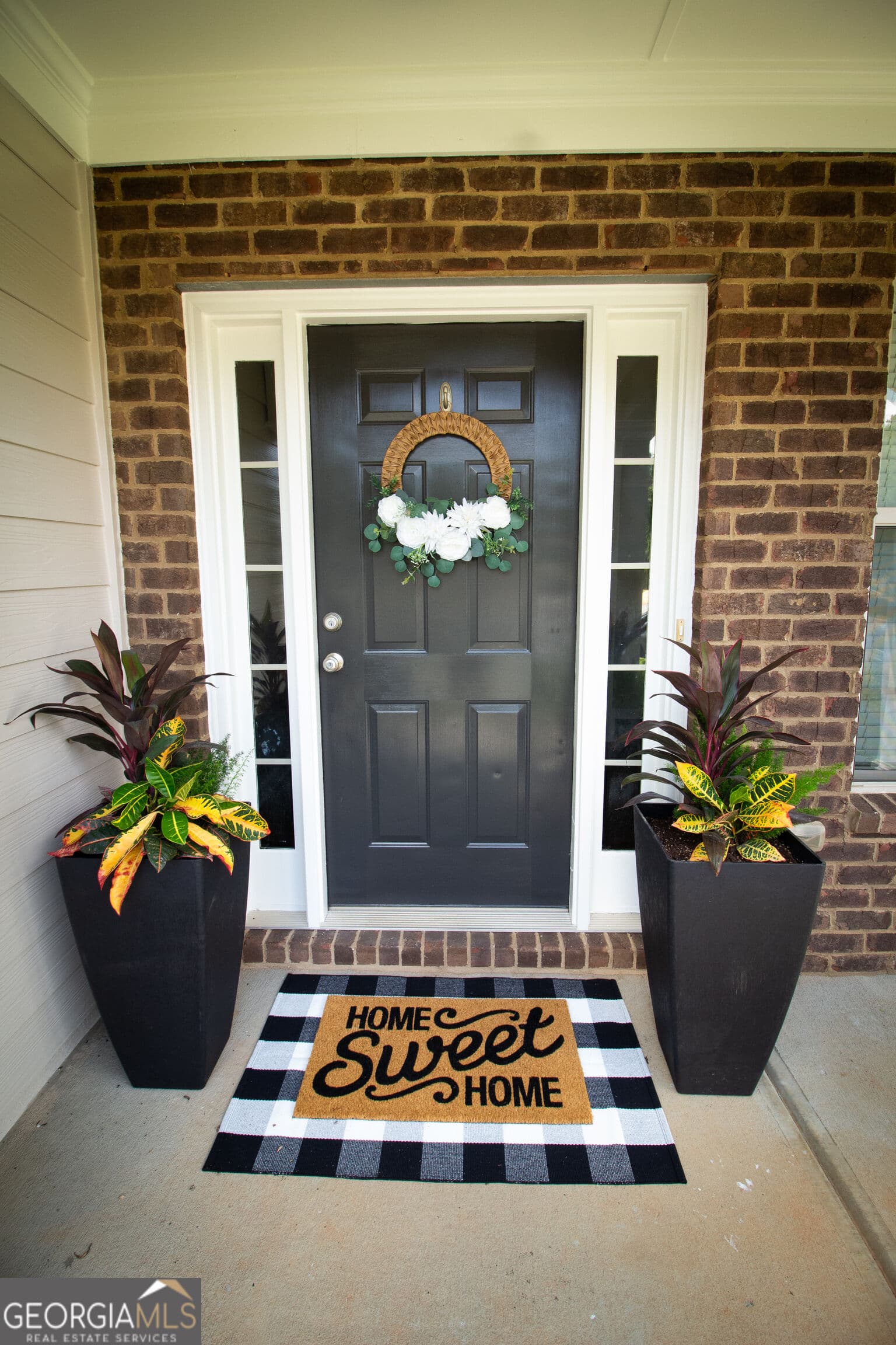 4 bedroom, 2.5 bathroom, 2,756 sq ft single family residence for sale at 100 Inverness Avenue, Newnan, GA 30263 — photo 3