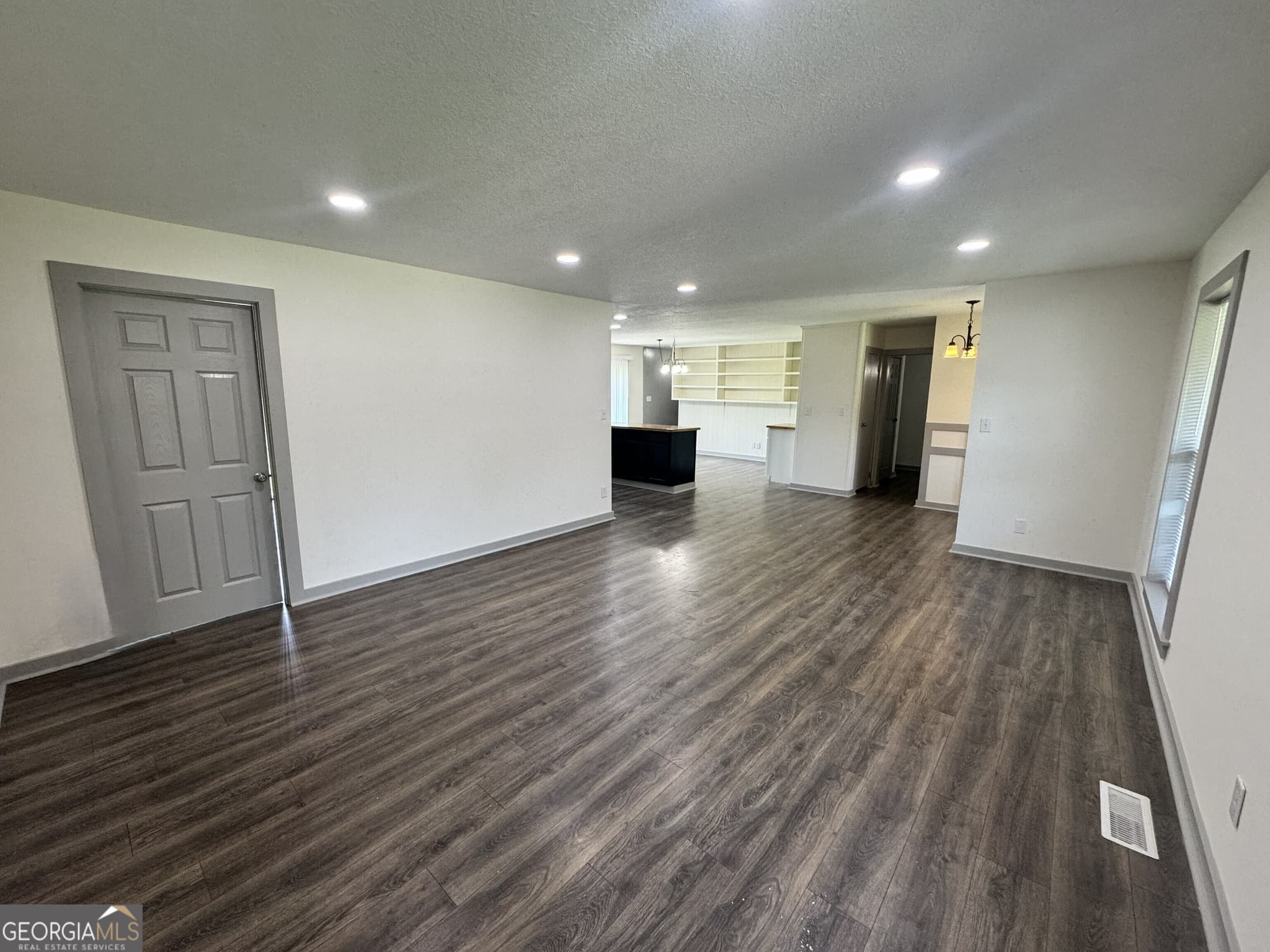 4 bedroom, 2 bathroom, 1,687 sq ft single family residence for sale at 53 San Louise Drive, Fort Valley, GA 31030 — photo 8