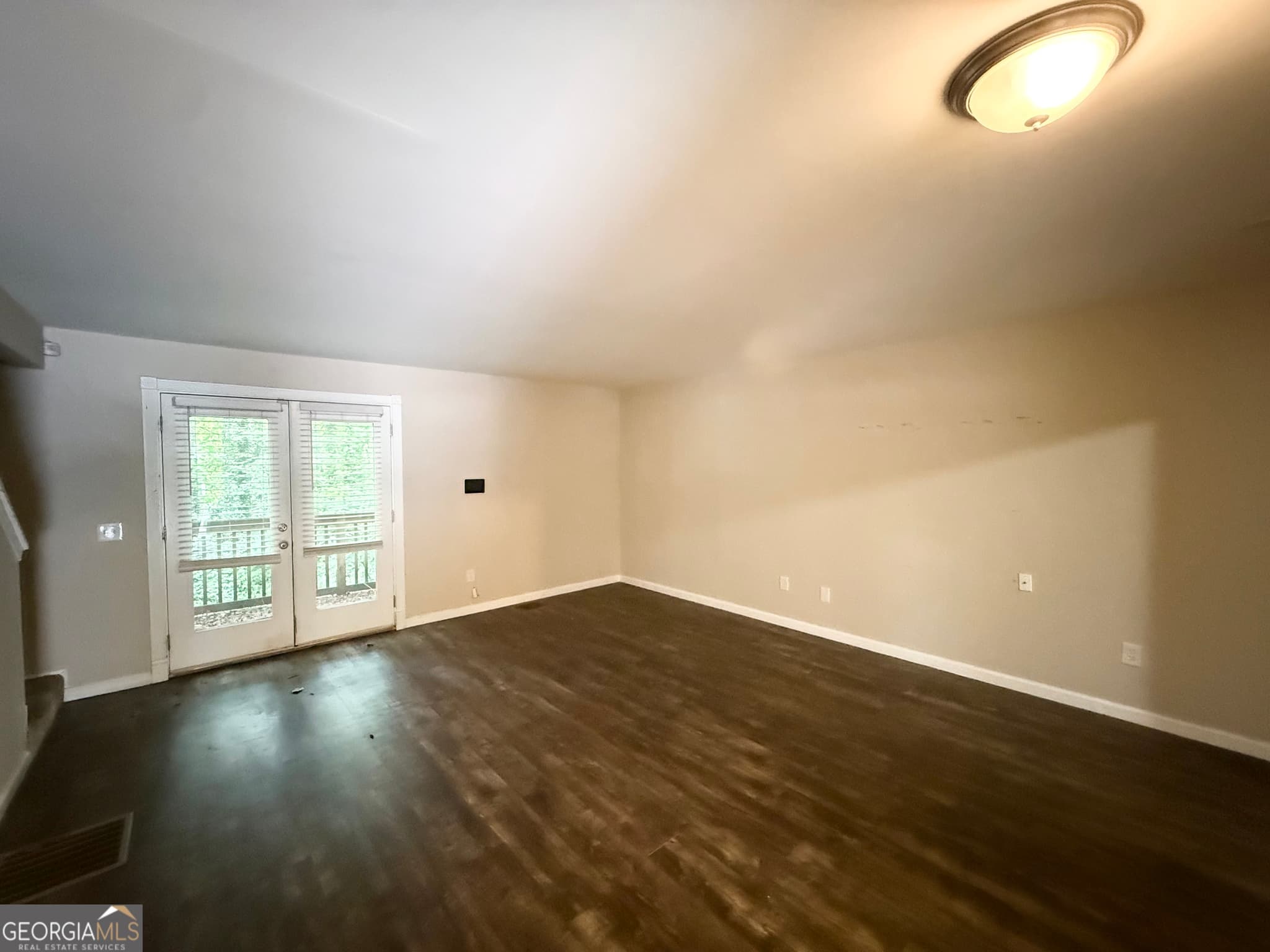 2 bedroom, 2 bathroom, 1,160 sq ft townhouse for sale at 897 S Indian Creek Drive, Stone Mountain, GA 30083 — photo 5