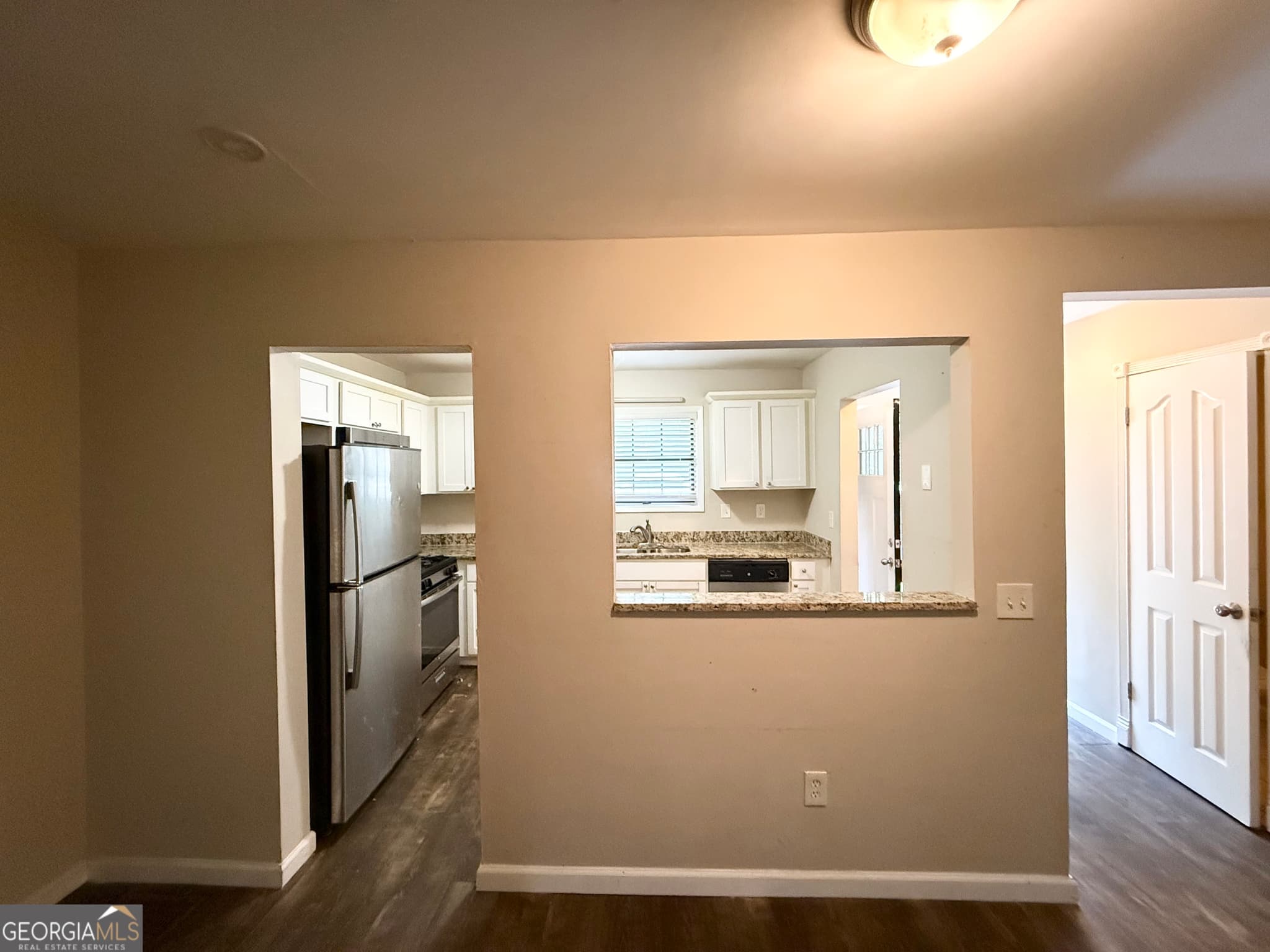 2 bedroom, 2 bathroom, 1,160 sq ft townhouse for sale at 897 S Indian Creek Drive, Stone Mountain, GA 30083 — photo 4