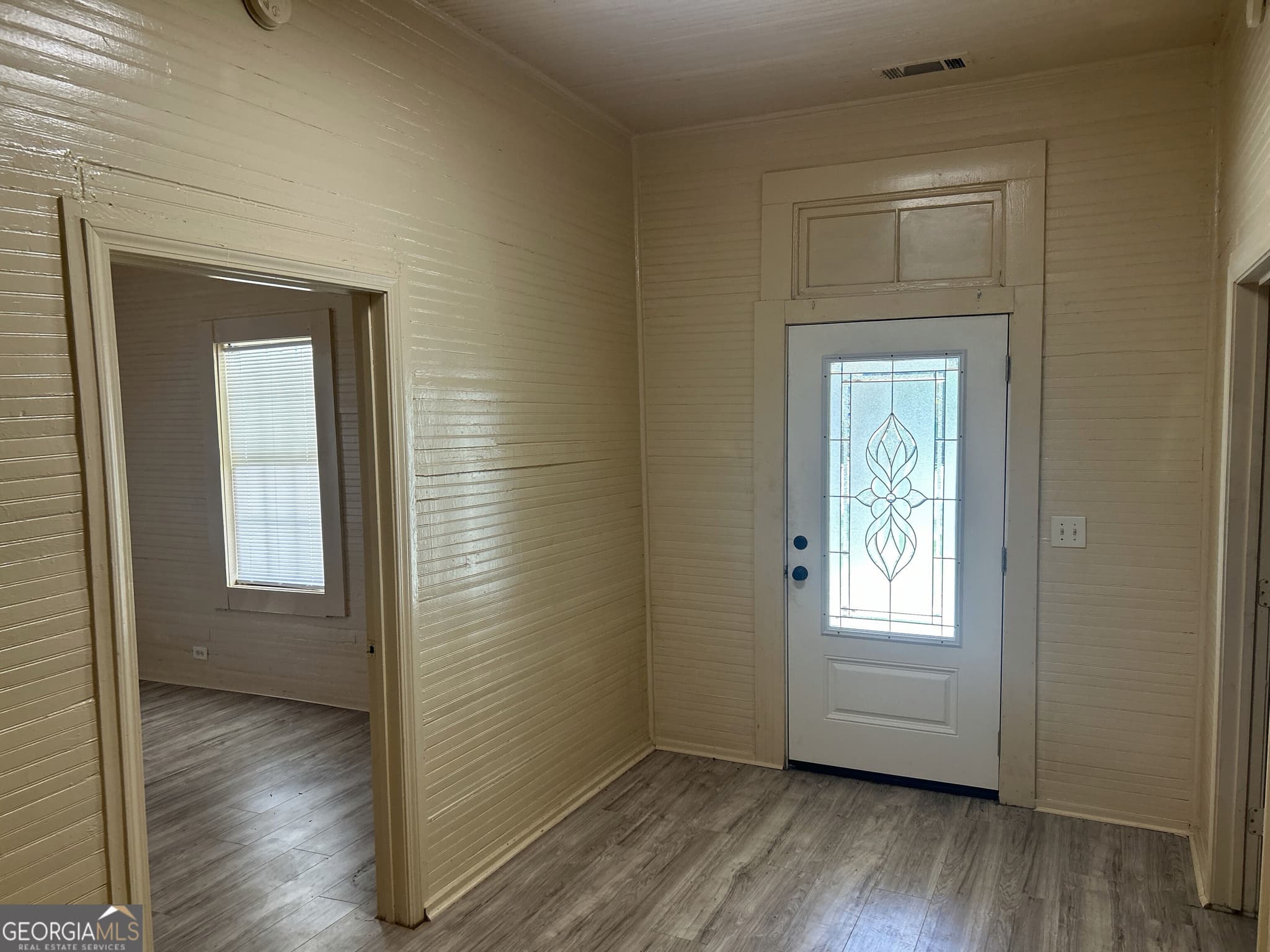 2 bedroom, 2 bathroom, 1,095 sq ft single family residence for sale at 245 Atlanta Street, Barnesville, GA 30204 — photo 4