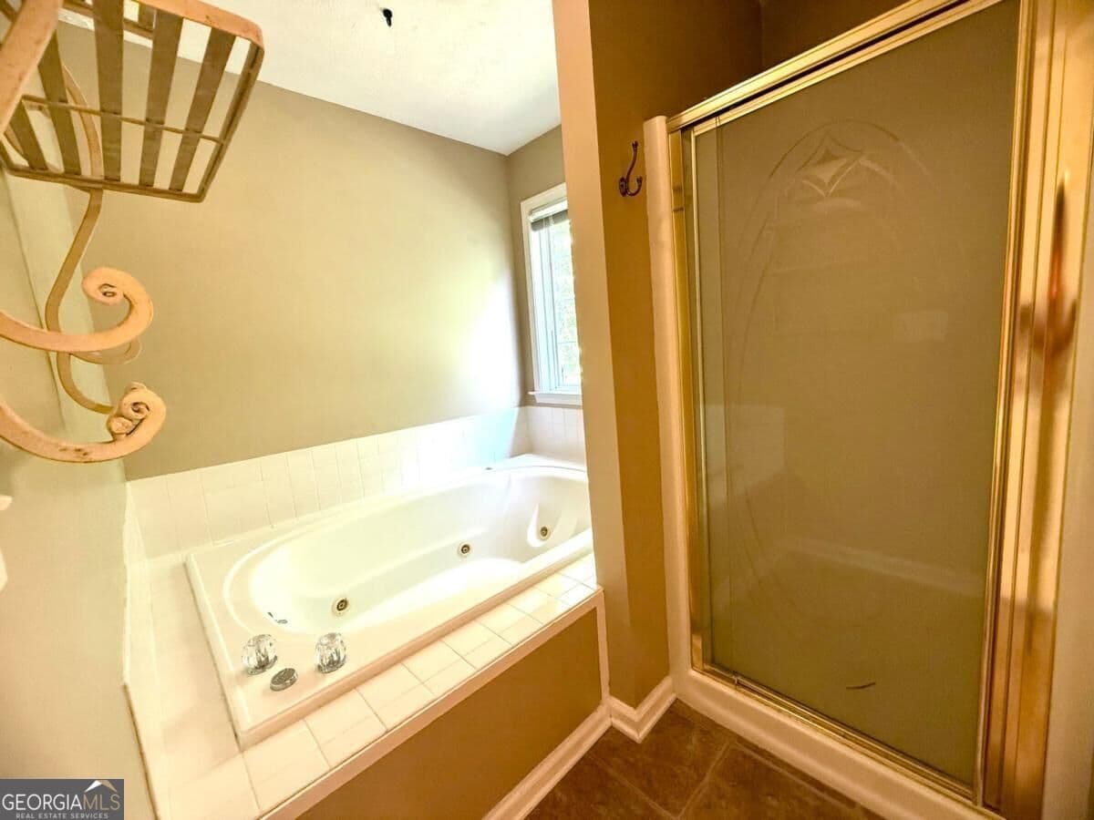 5 bedroom, 3 bathroom, 2,180 sq ft single family residence for rent at 148 Swan Sanders Road, Hartwell, GA 30643 for $2,500 a month — photo 8
