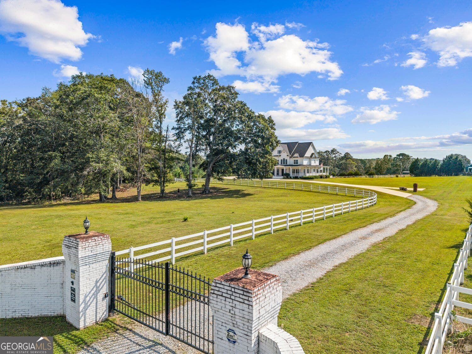 7 bedroom, 6.5 bathroom, 9,343 sq ft single family residence for sale at 1815 Drew Allen Road, Williamson, GA 30292 — photo 5
