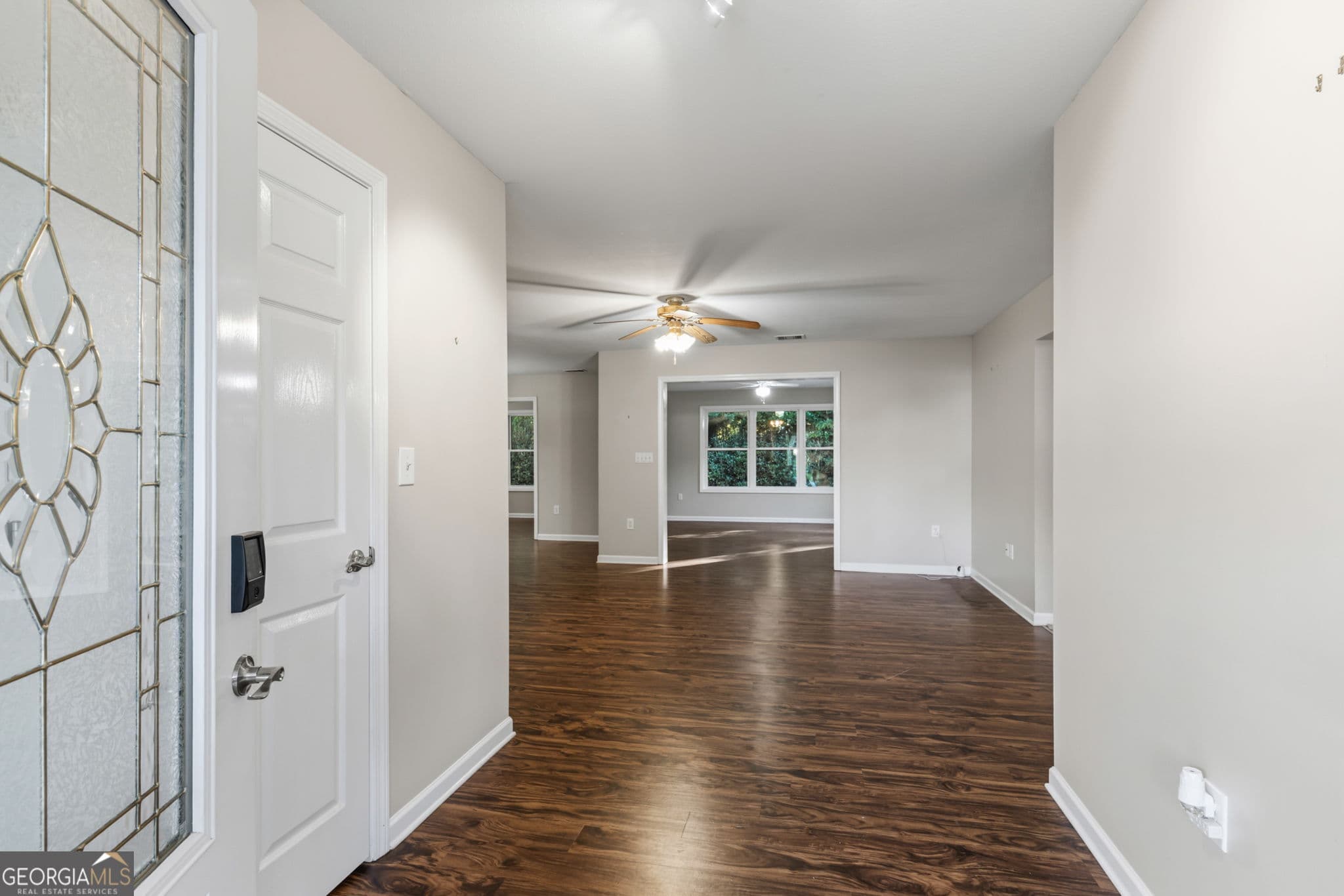3 bedroom, 2 bathroom, 2,065 sq ft single family residence for sale at 12 Hannah Circle, Blue Ridge, GA 30513 — photo 8