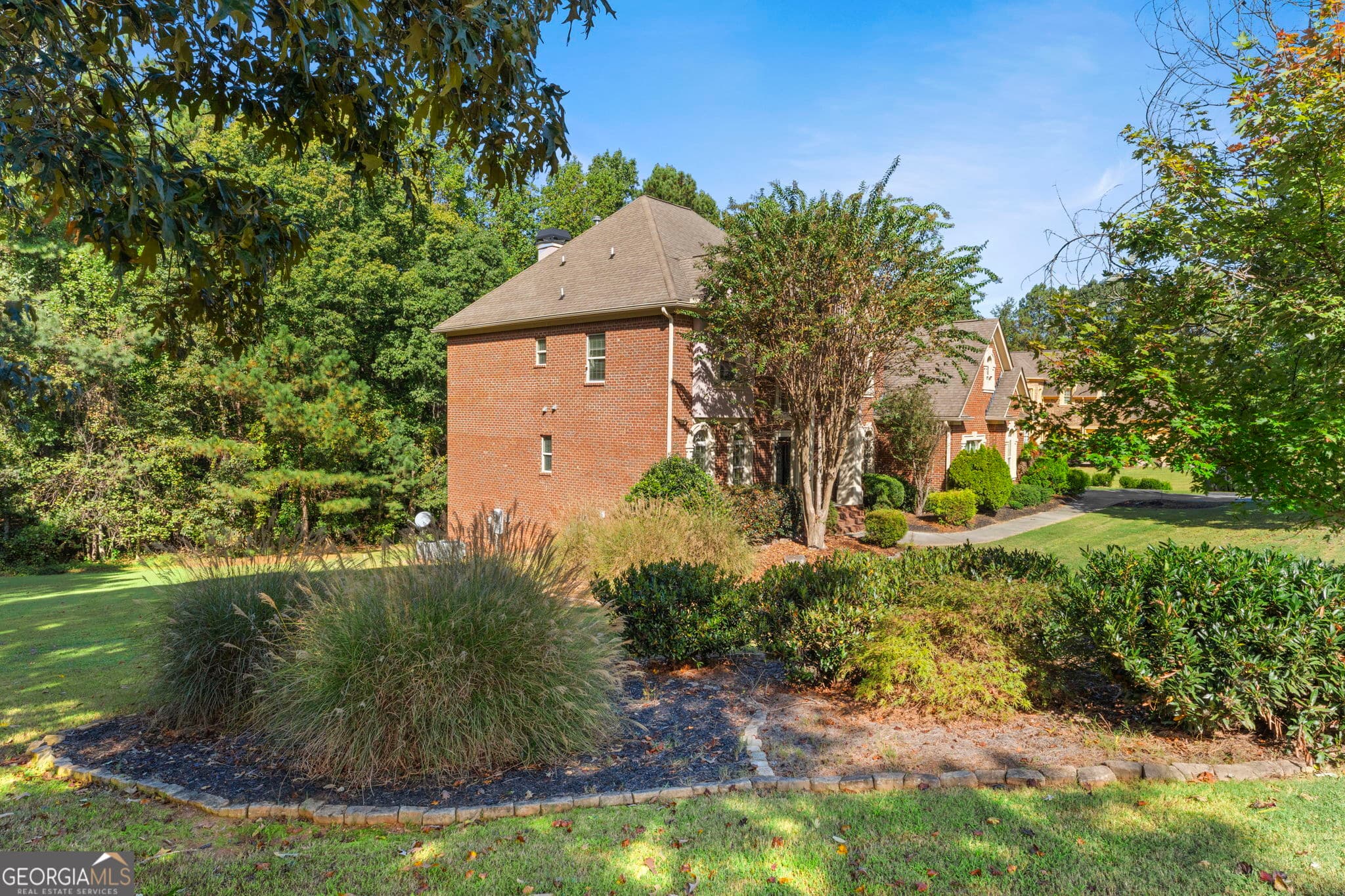 5 bedroom, 4.5 bathroom, 3,743 sq ft single family residence for sale at 127 Tasha Circle, Ellenwood, GA 30294 — photo 3