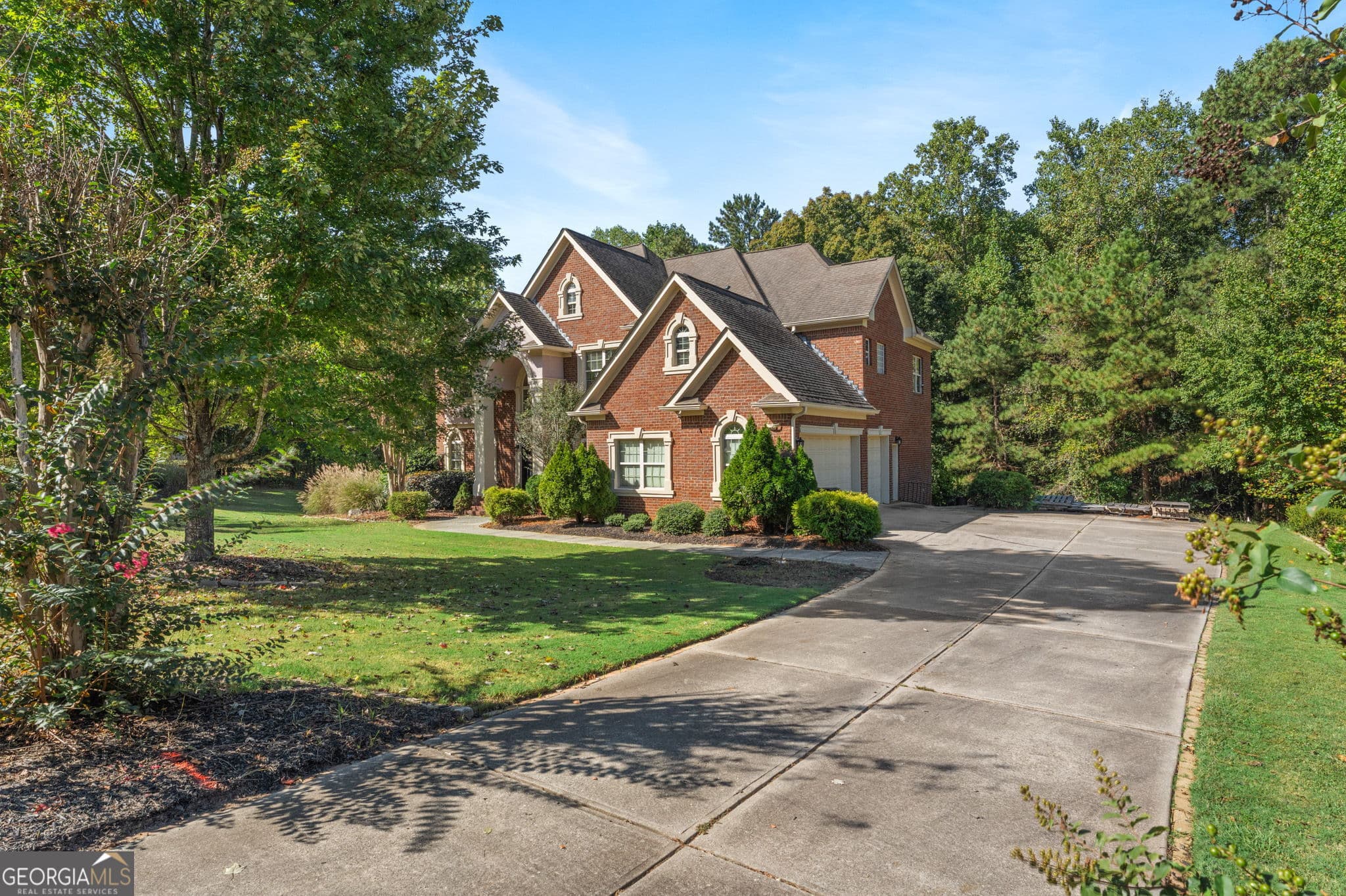 5 bedroom, 4.5 bathroom, 3,743 sq ft single family residence for sale at 127 Tasha Circle, Ellenwood, GA 30294 — photo 4