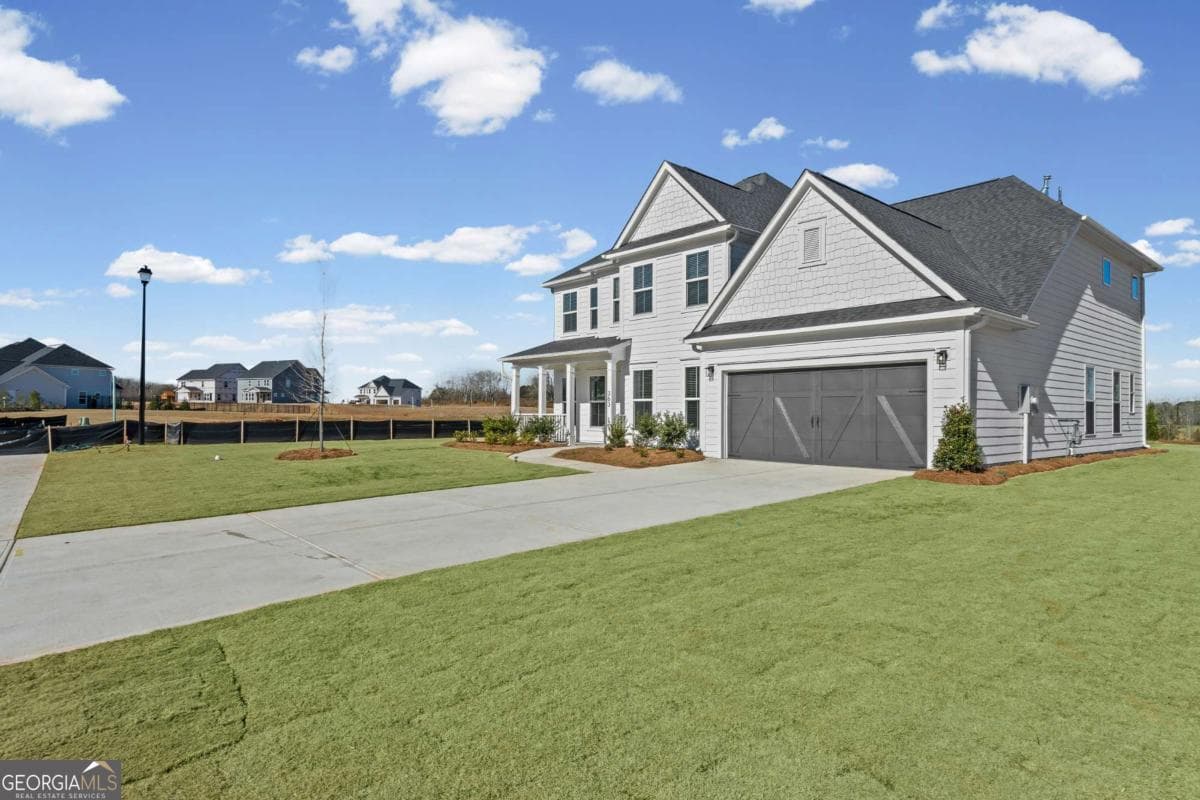 5 bedroom, 4.5 bathroom, 3,135 sq ft single family residence for sale at 363 Aidens Bluff, Hoschton, GA 30548 — photo 2