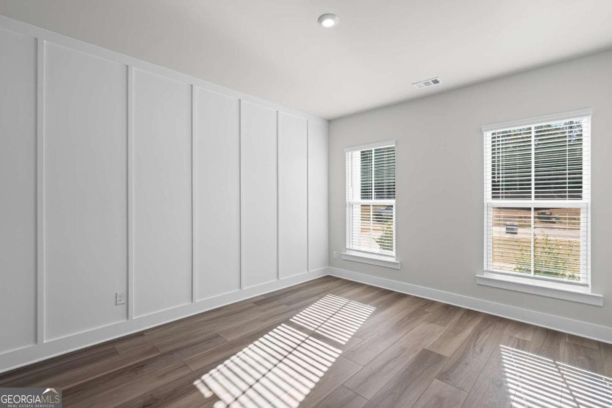 5 bedroom, 4.5 bathroom, 3,135 sq ft single family residence for sale at 363 Aidens Bluff, Hoschton, GA 30548 — photo 6