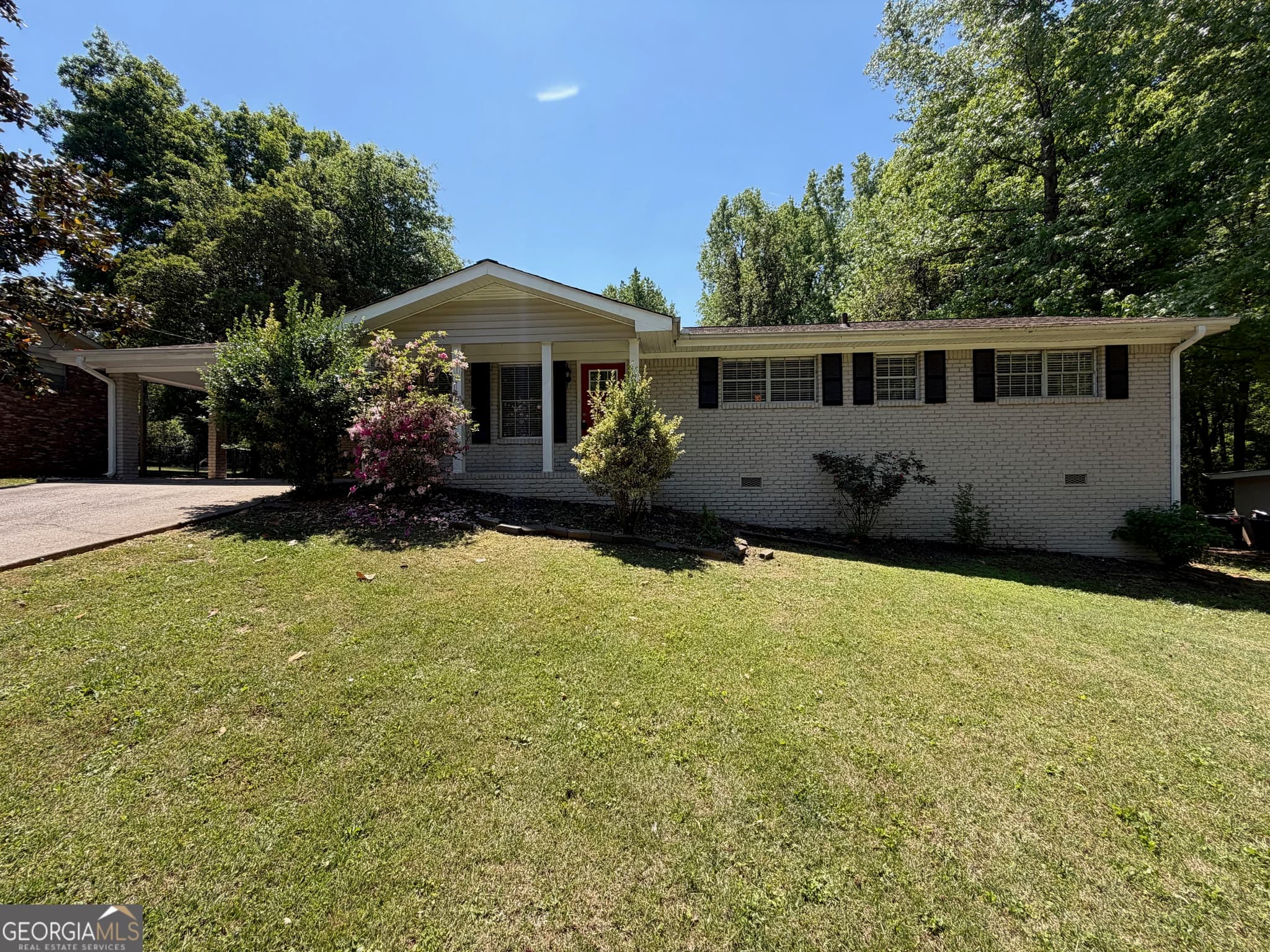 3 bedroom, 2 bathroom, 1,443 sq ft single family residence for sale at 6214 Marilla Street, Douglasville, GA 30135 — photo 2