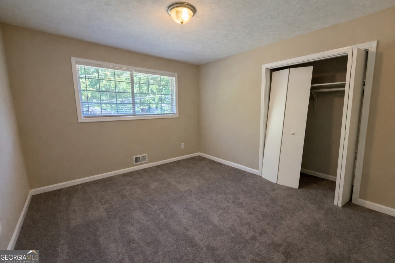 3 bedroom, 2 bathroom, 1,443 sq ft single family residence for sale at 6214 Marilla Street, Douglasville, GA 30135 — photo 6