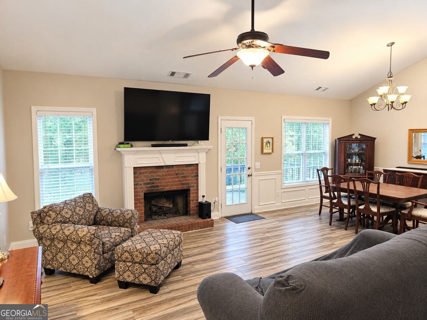 4 bedroom, 2.5 bathroom, 2,096 sq ft single family residence for sale at 1271 Harvest Lane, Hoschton, GA 30548 — photo 8